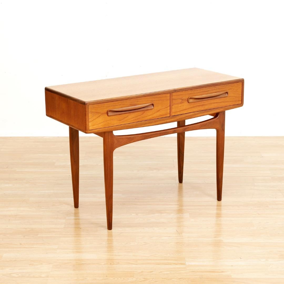 Comò consolle da ingresso del Medio Secolo di G-Plan in vendita 1