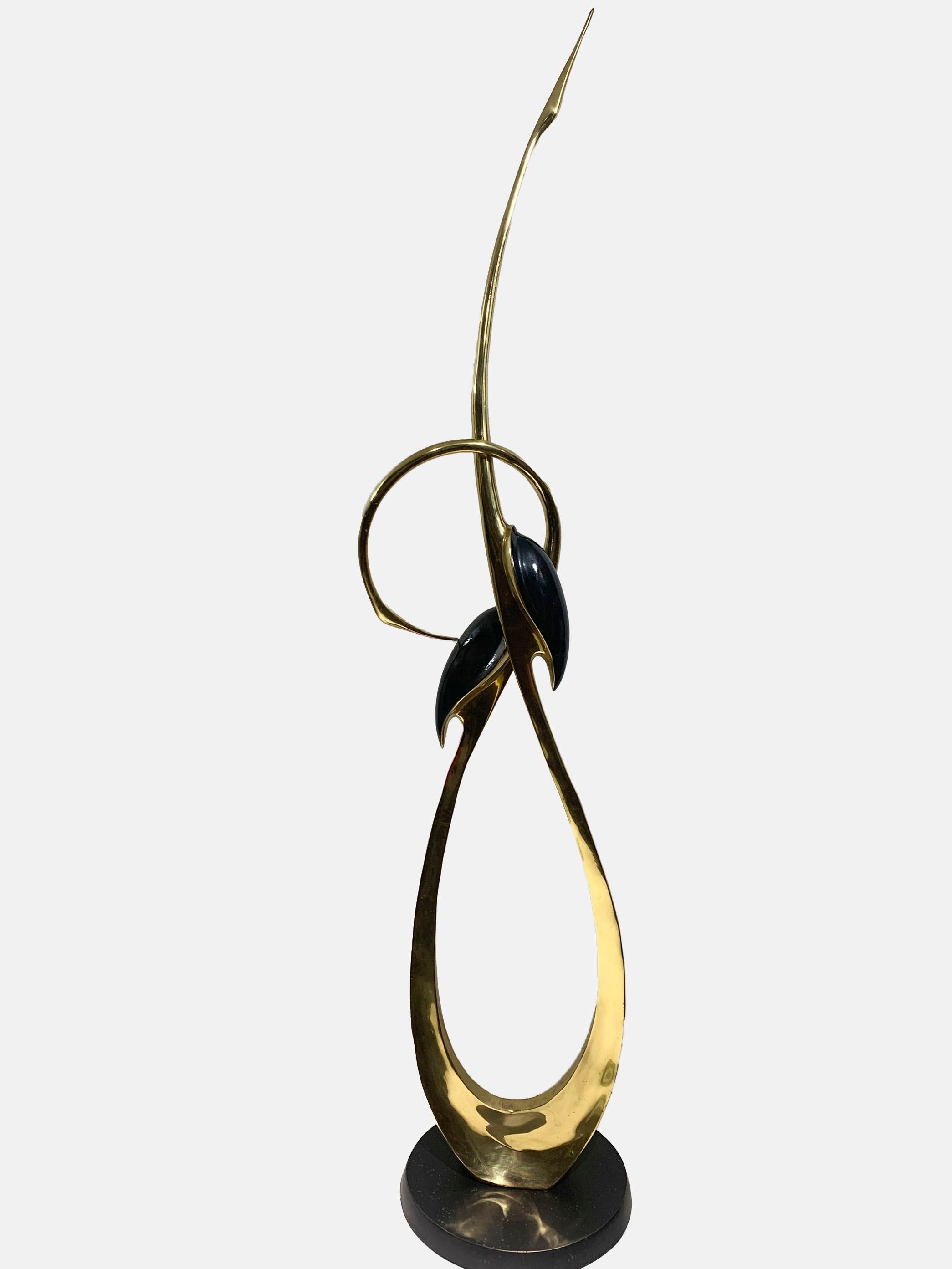 Mid-Century moderno Scultura di gru intrecciate di metà secolo, ottone, attribuita a Boris Lovet-Lorski in vendita