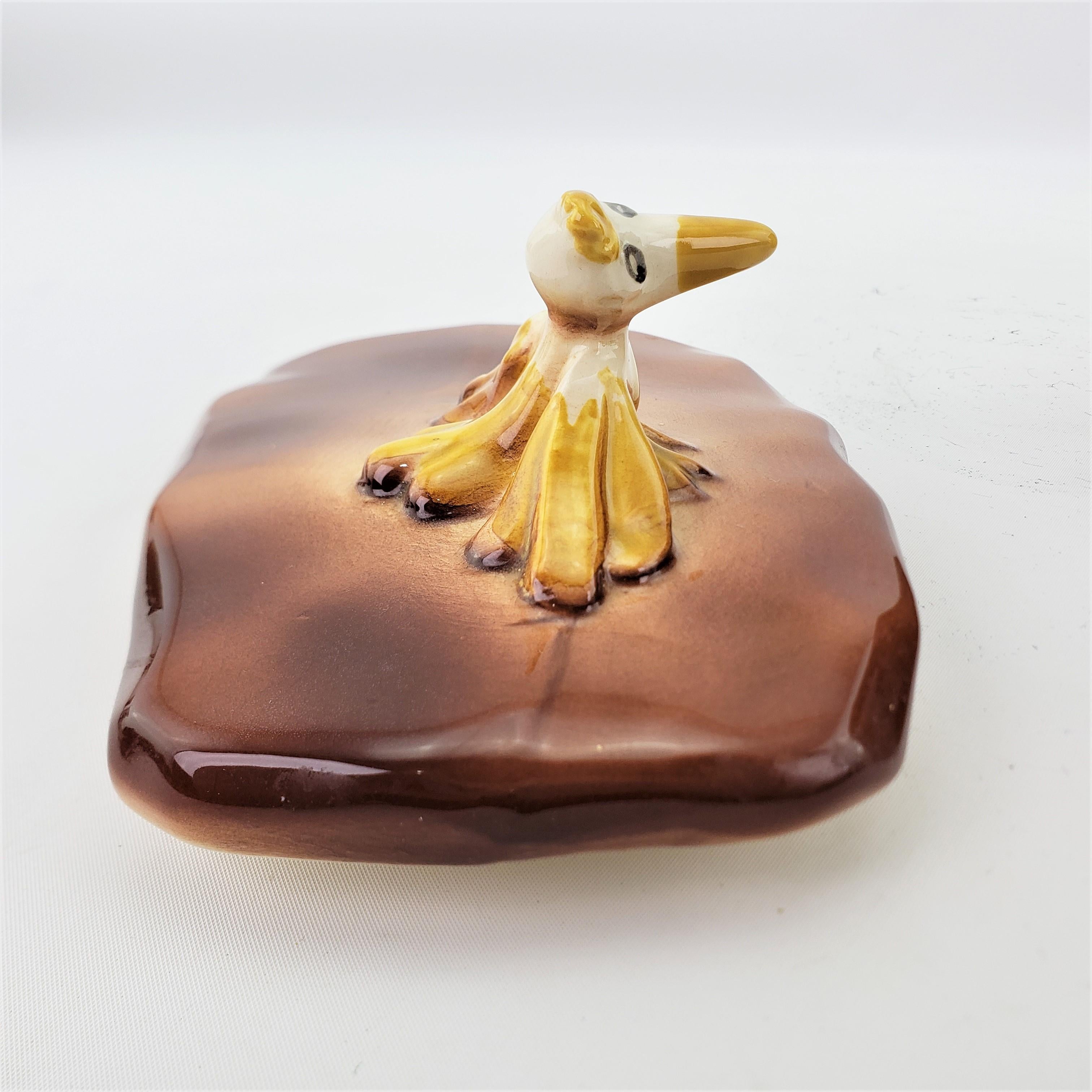 Barney & Betty Gummigefäß aus Keramik „The Flintstones“ aus der Mitte des Jahrhunderts im Angebot 8