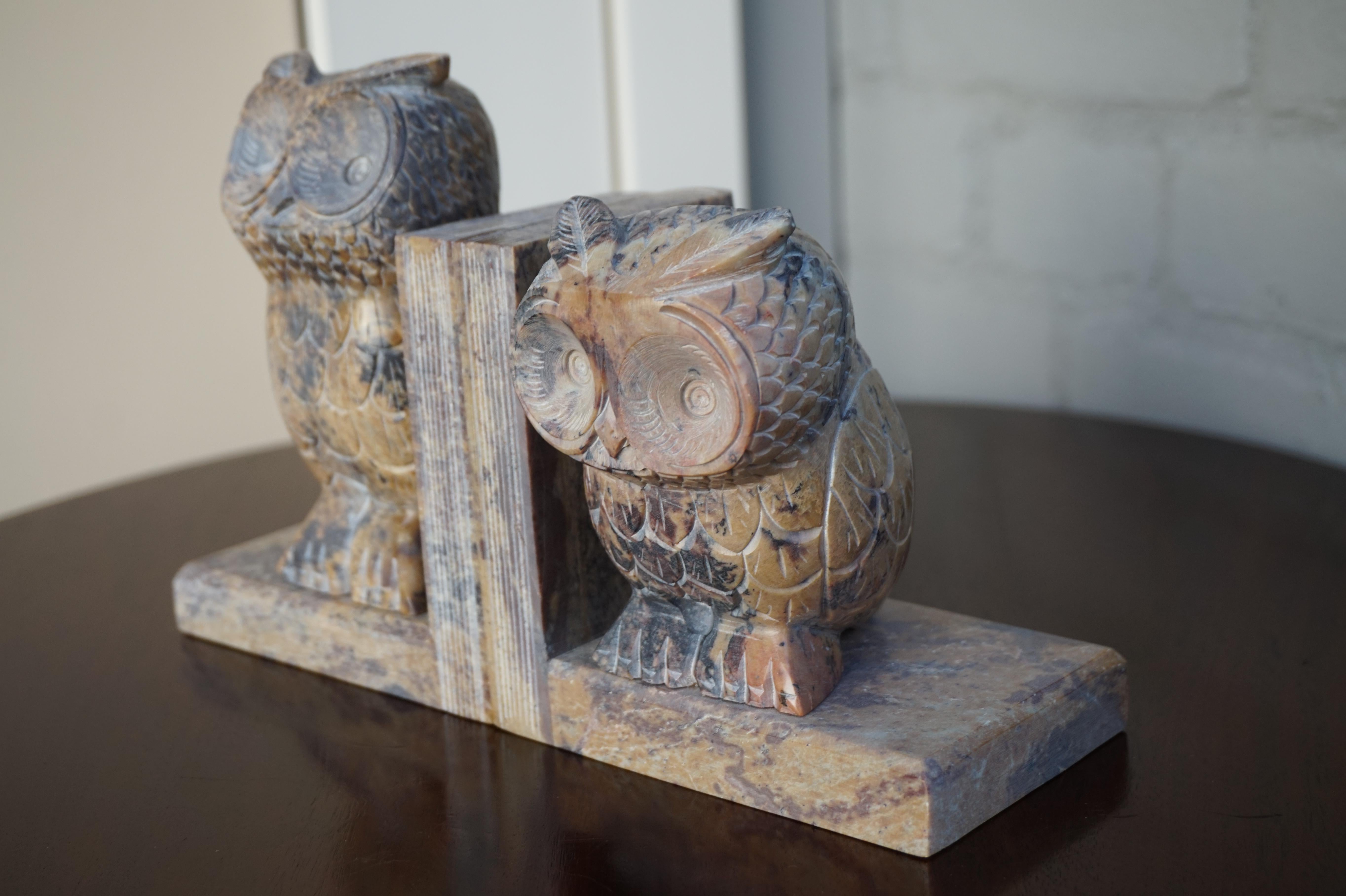 Midcentury Era, Hand Carved Purple & Terra Color Marble Sculpture Owl Bookends In Excellent Condition In Lisse, NL