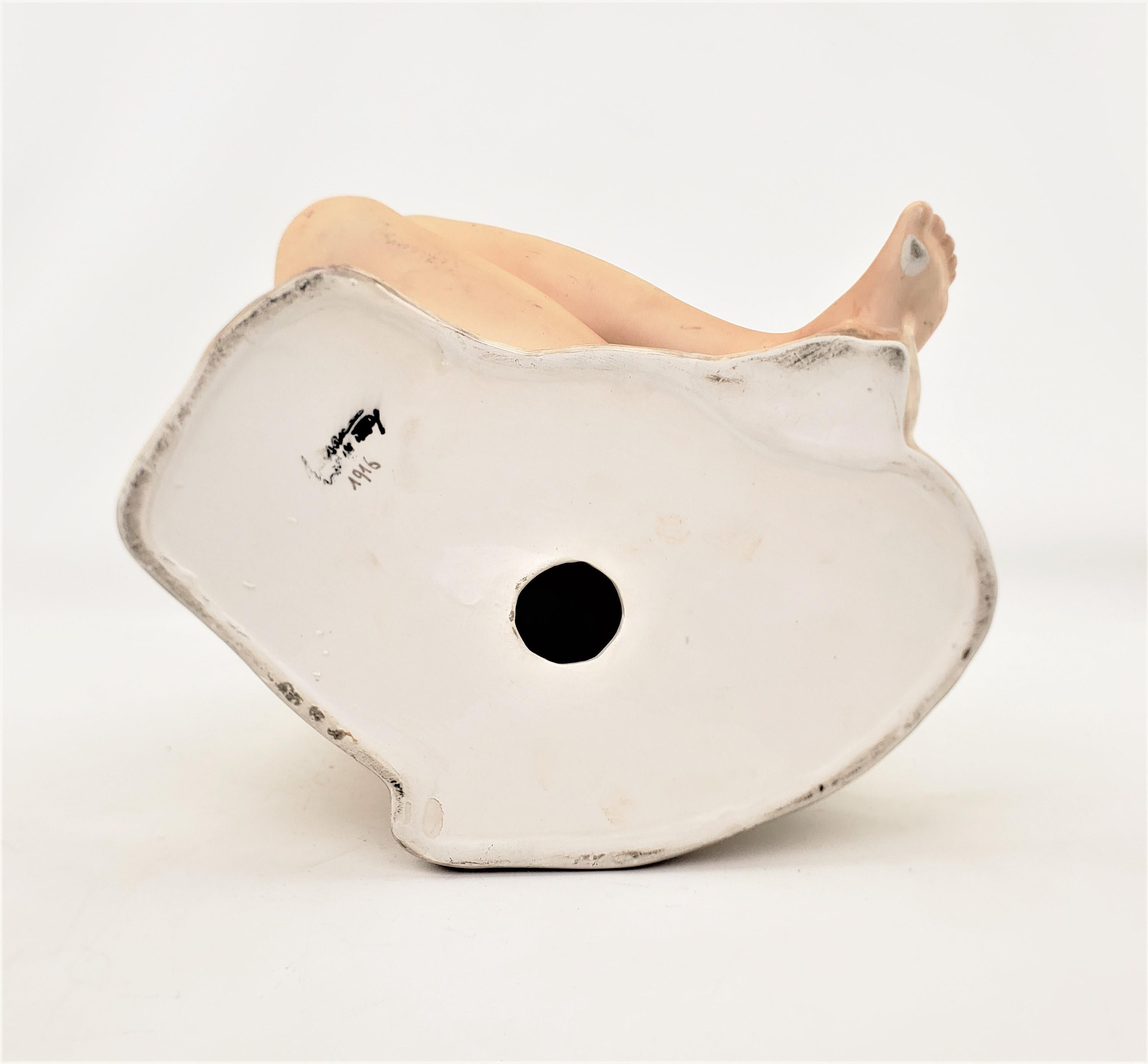Escultura de cerámica italiana de mediados de siglo, pintada a mano, joven mujer desnuda siglo XX en venta