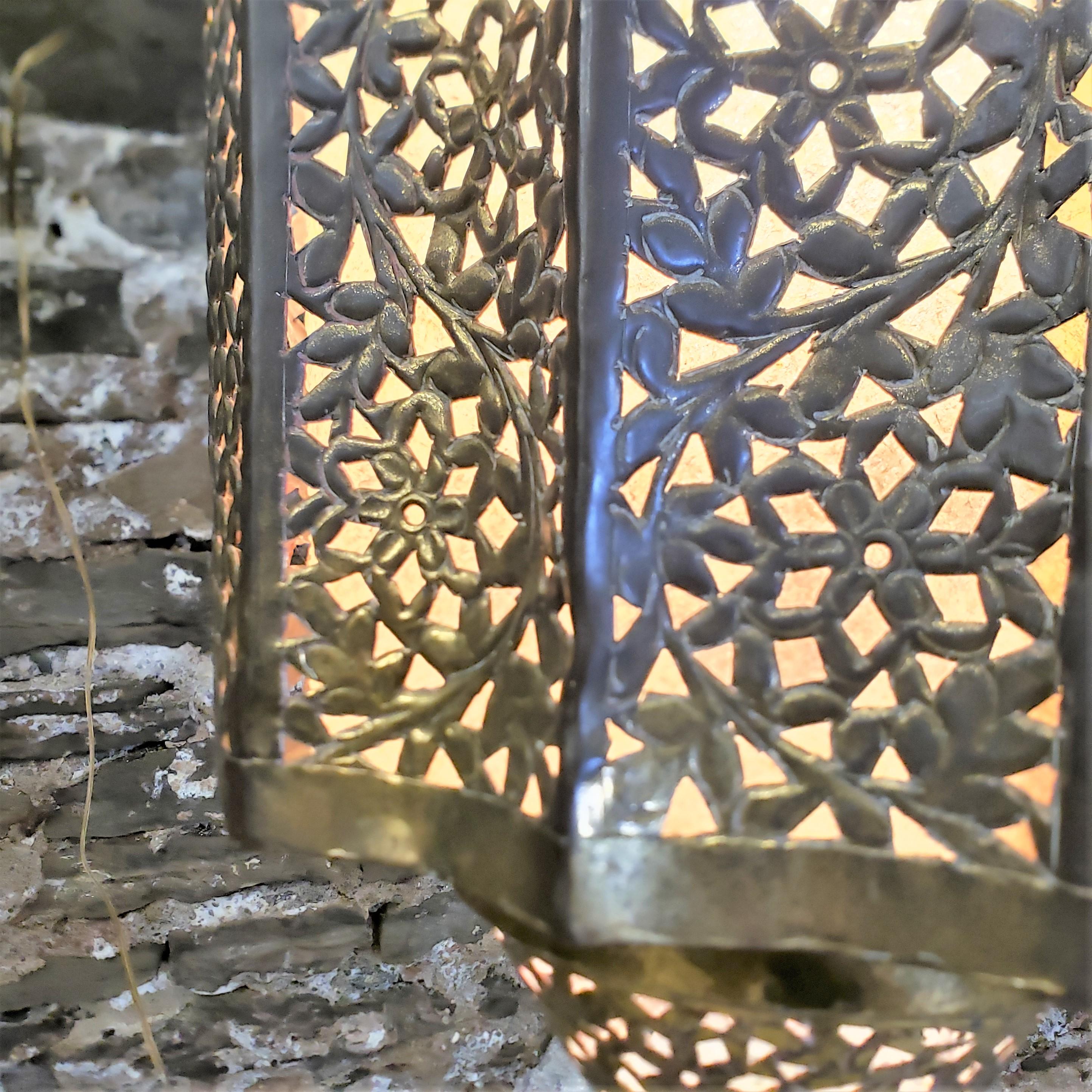 Mid-Century Large Moroccan Moorish Pierced Brass Hanging Lantern or Swag Light For Sale 4