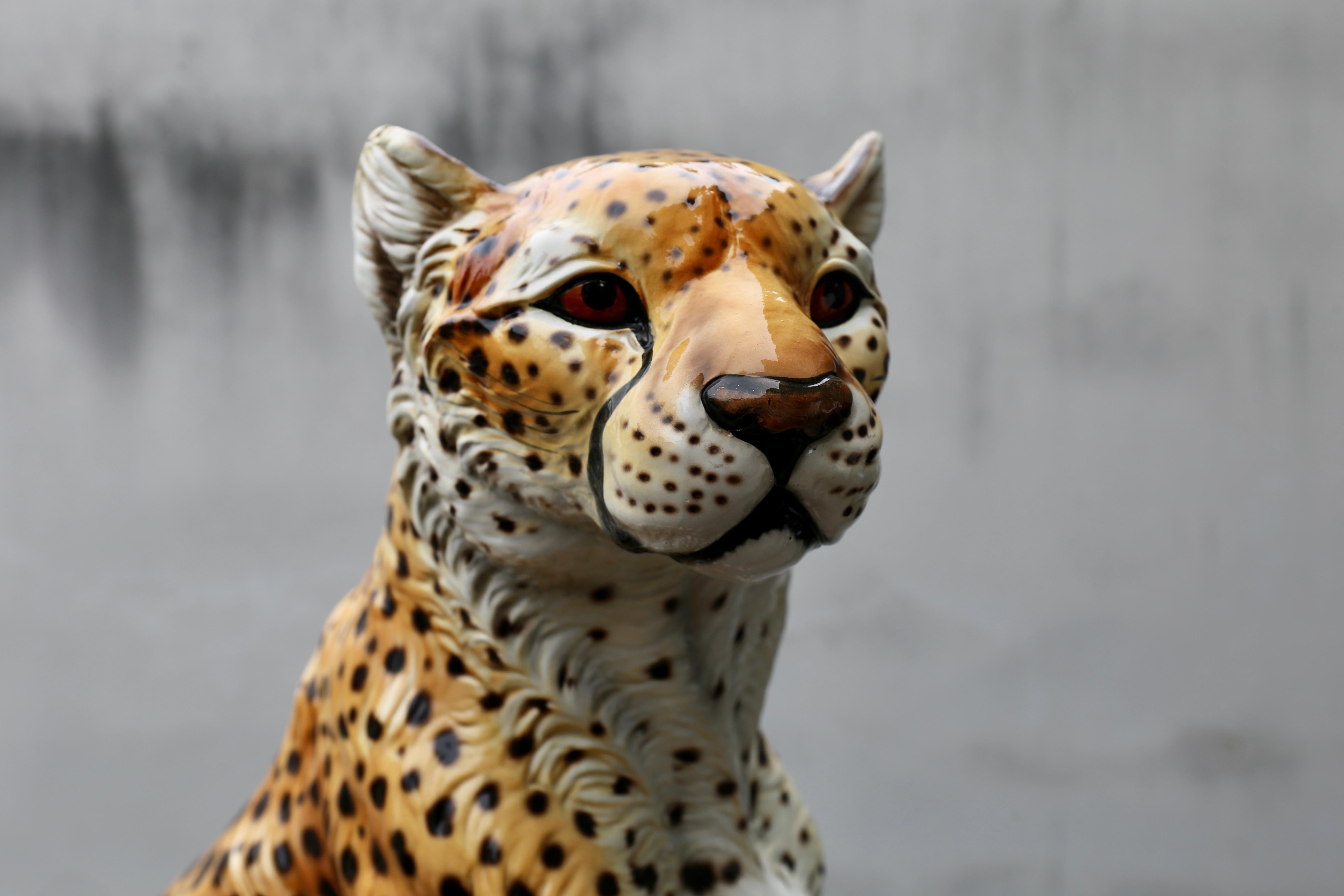 Mid-Century Era Ronzan Italian Hand-Painted Ceramic Cheetah Sculpture For Sale 4
