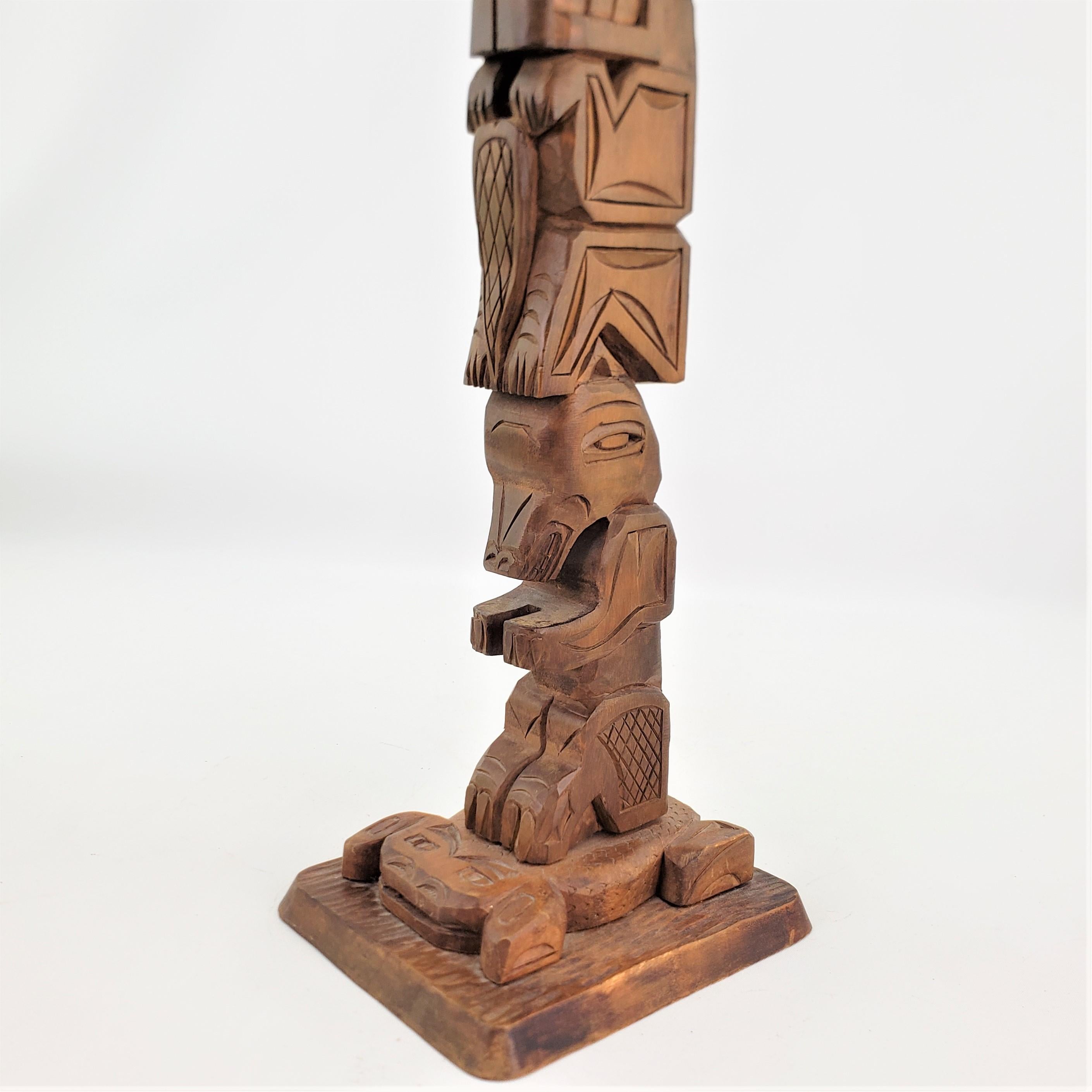 Mid-Century Era Signed West Coast Cedar Haida Indigenous Canadian Totem Pole For Sale 6