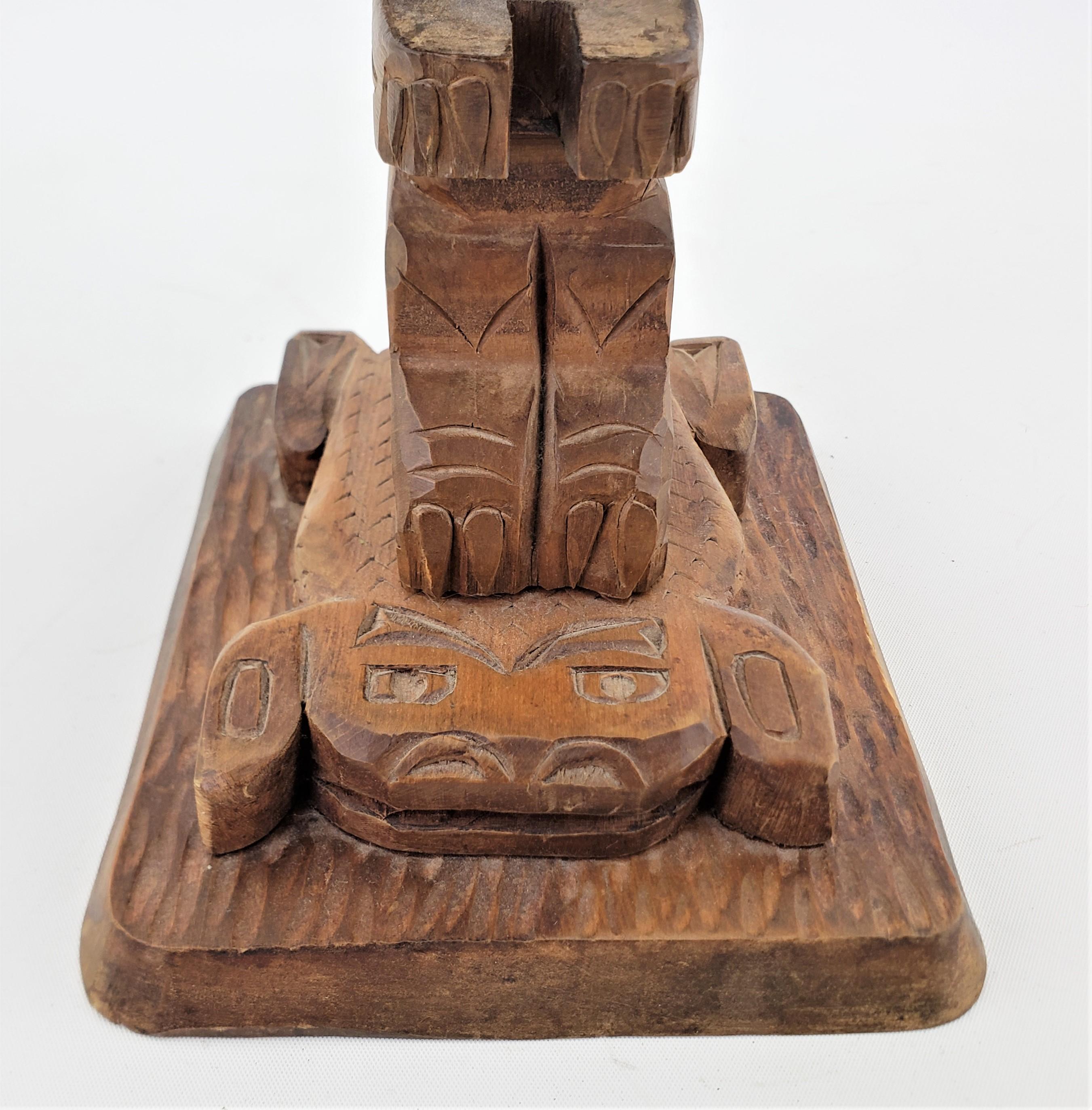 Mid-Century Era Signed West Coast Cedar Haida Indigenous Canadian Totem Pole For Sale 7