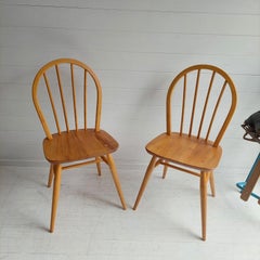Midcentury Ercol Set of 2 Blonde Hoop Backed Dining Chairs Model 400, 1960s
