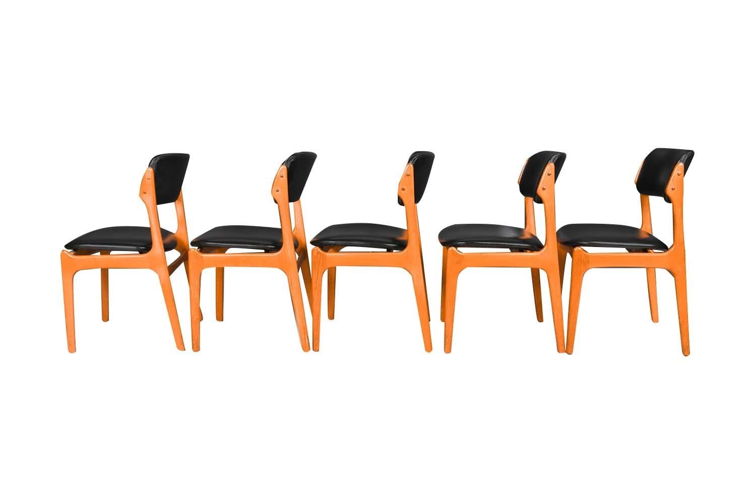 Mid-20th Century Midcentury Erik Buch Model 49 Teak Dining Chairs Five