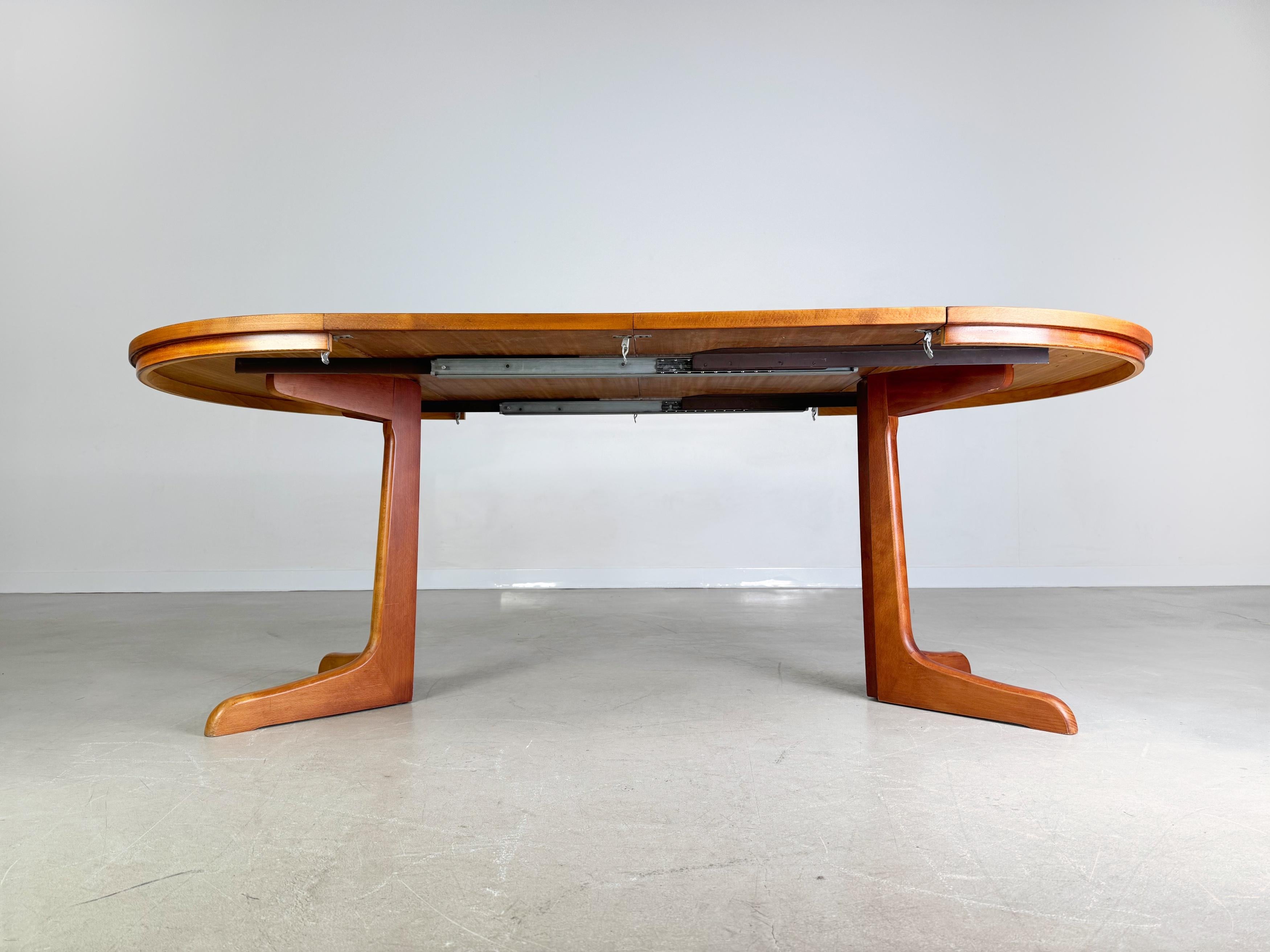 Mid Century Esstisch ausziehbar Vintage danish Teak 1950er For Sale 2