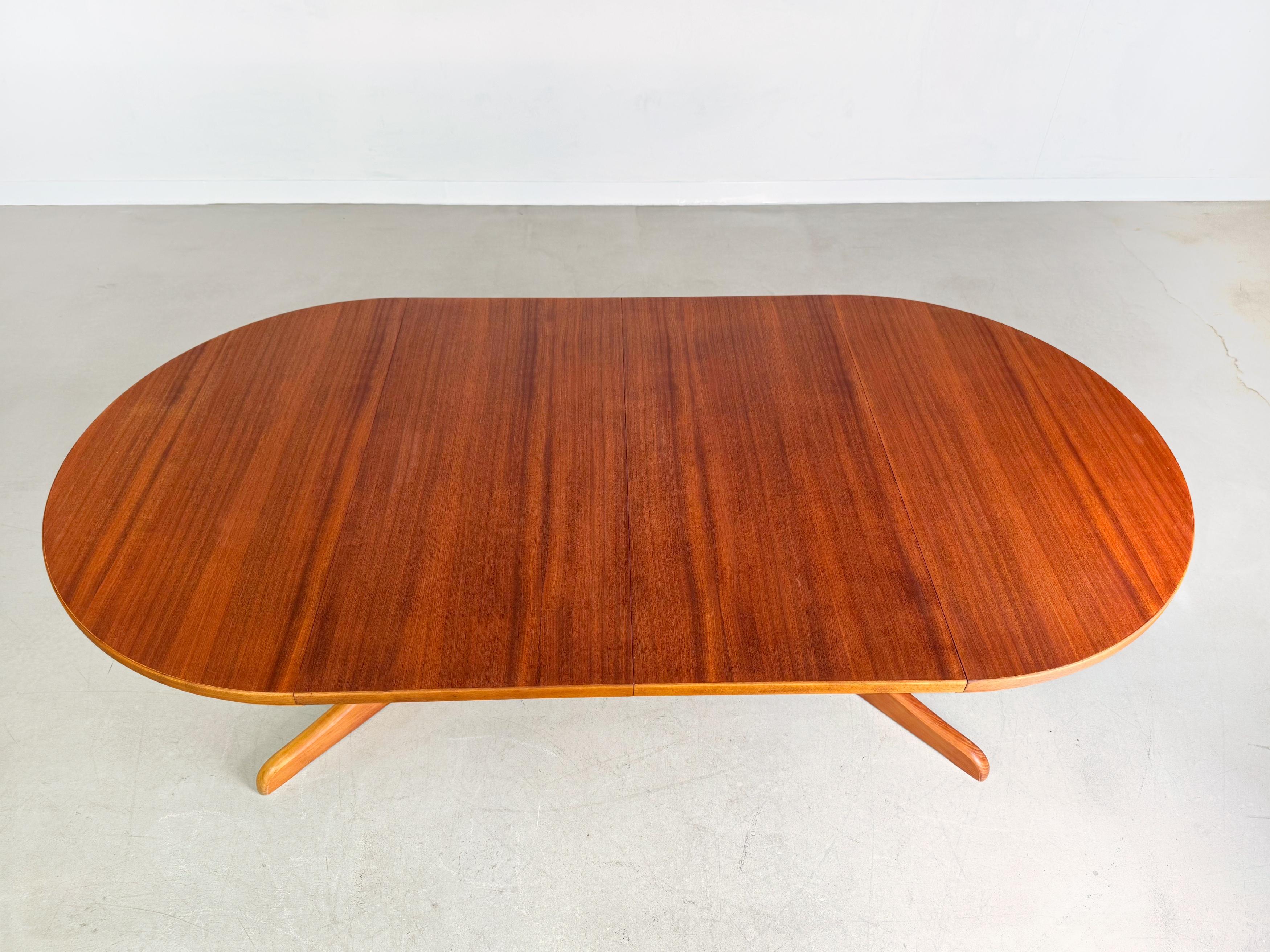 Mid Century Esstisch ausziehbar Vintage danish Teak 1950er For Sale 3