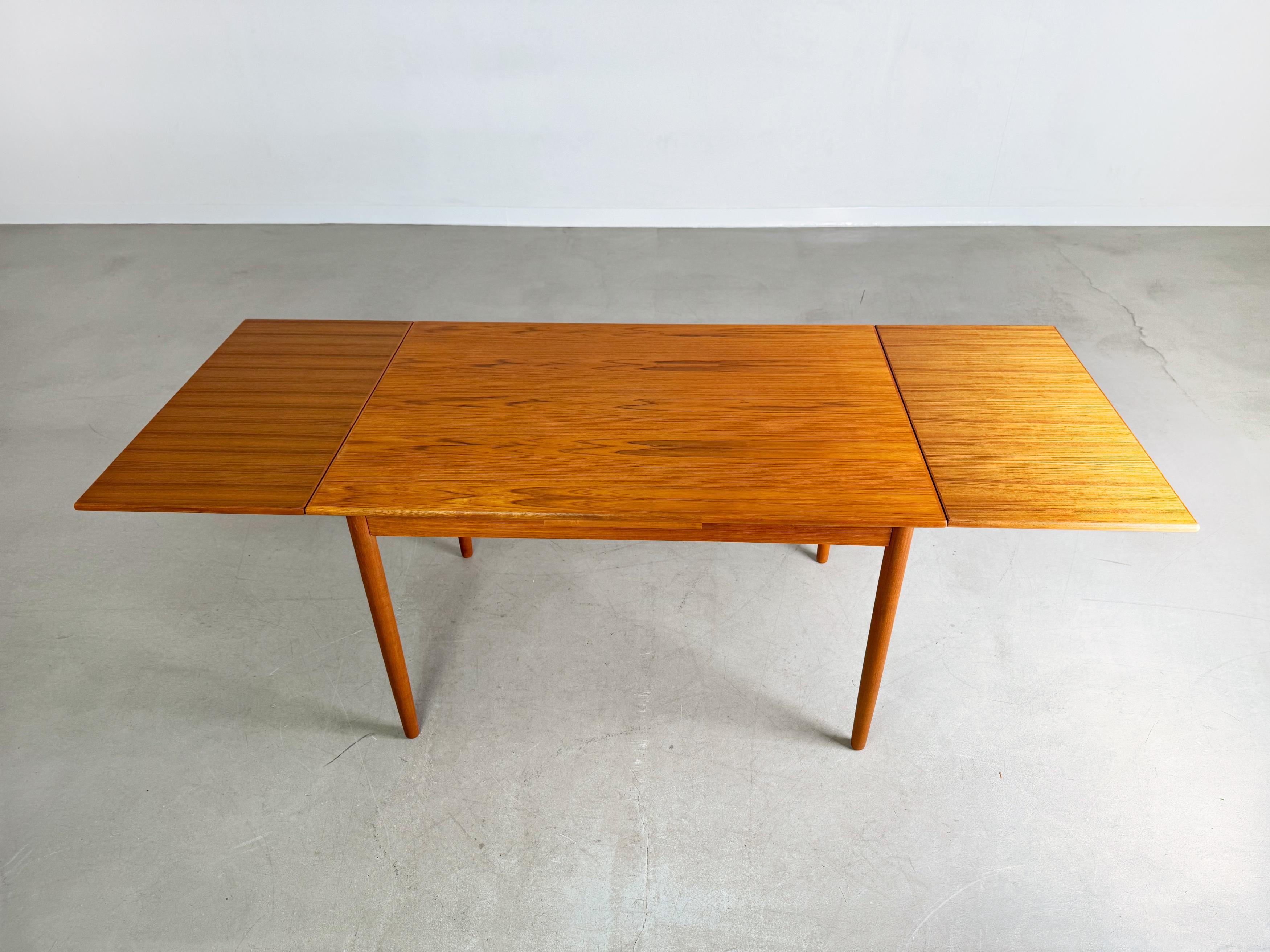 Mid Century Esstisch Teak ausziehbar 1960s Vintage Tisch in vendita 1