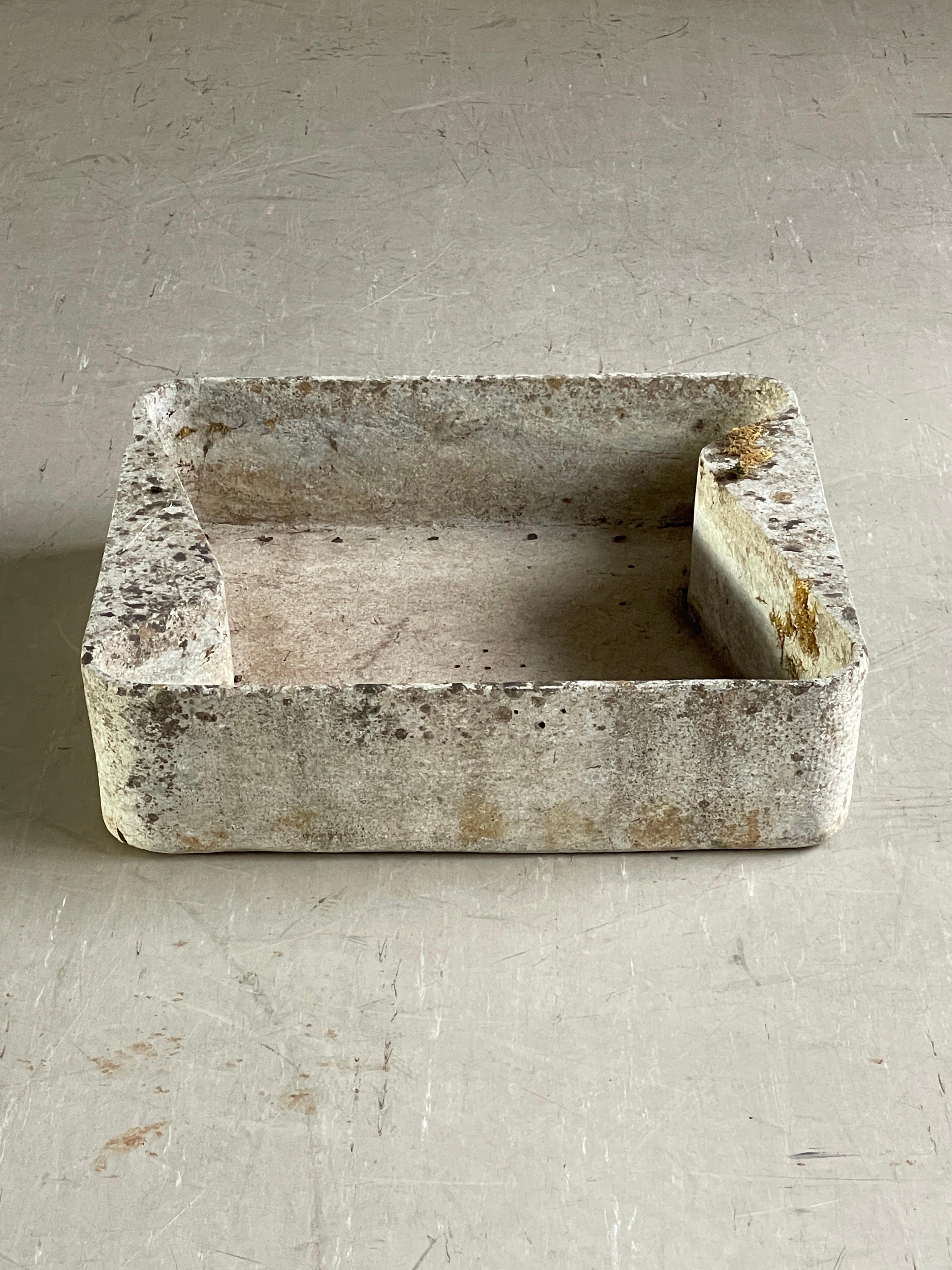 Mid Century Eternit Sandbox (Sandkasten' by Willy Guhl, Switzerland For Sale 2