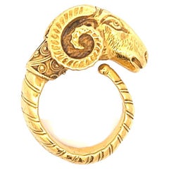 Mid-Century Etruscan Style 18 Karat Yellow Gold Ram Head Ring