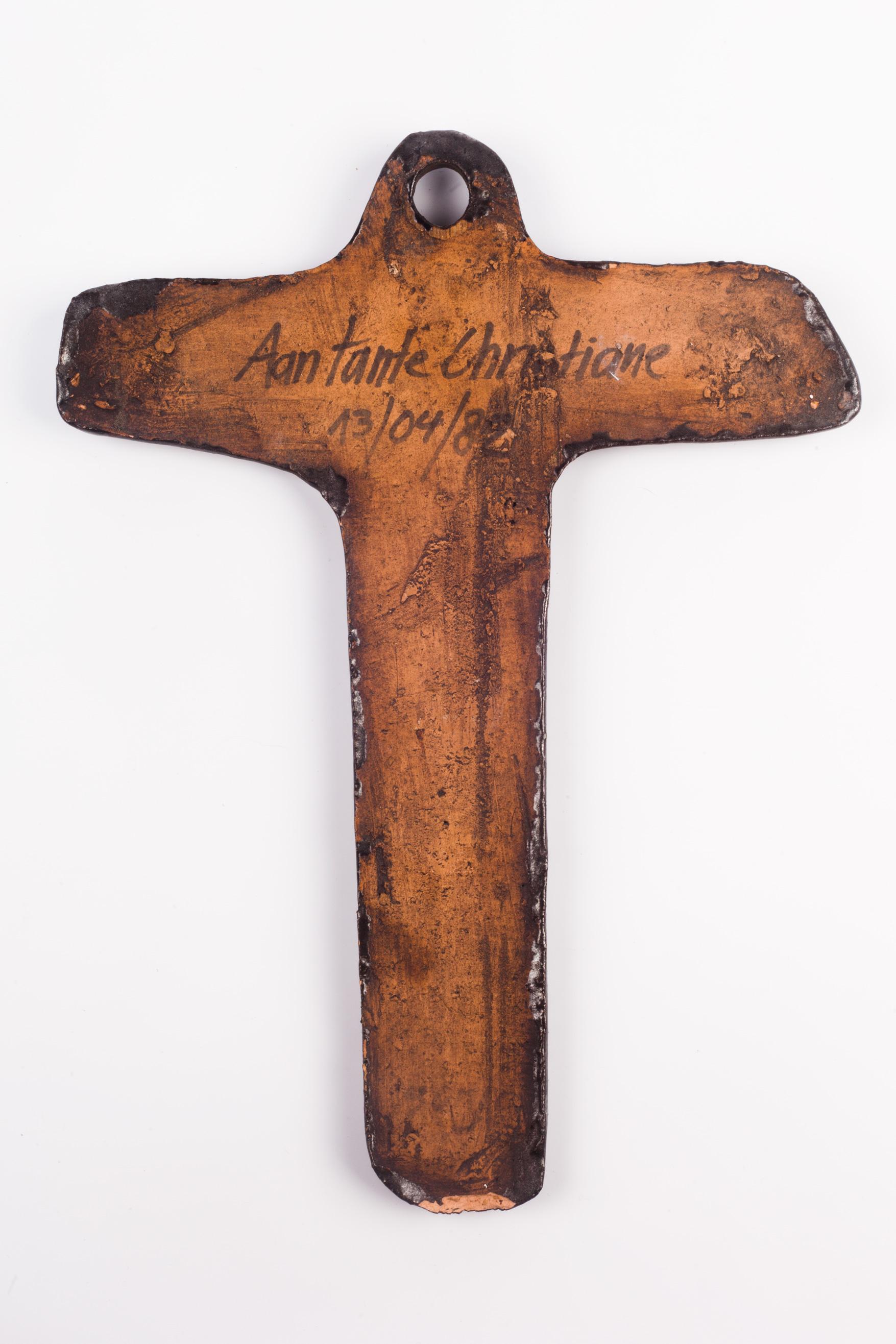 Mid-Century European Crucifix in Ceramic, Brown, Sienna, 1980s In Good Condition In Chicago, IL