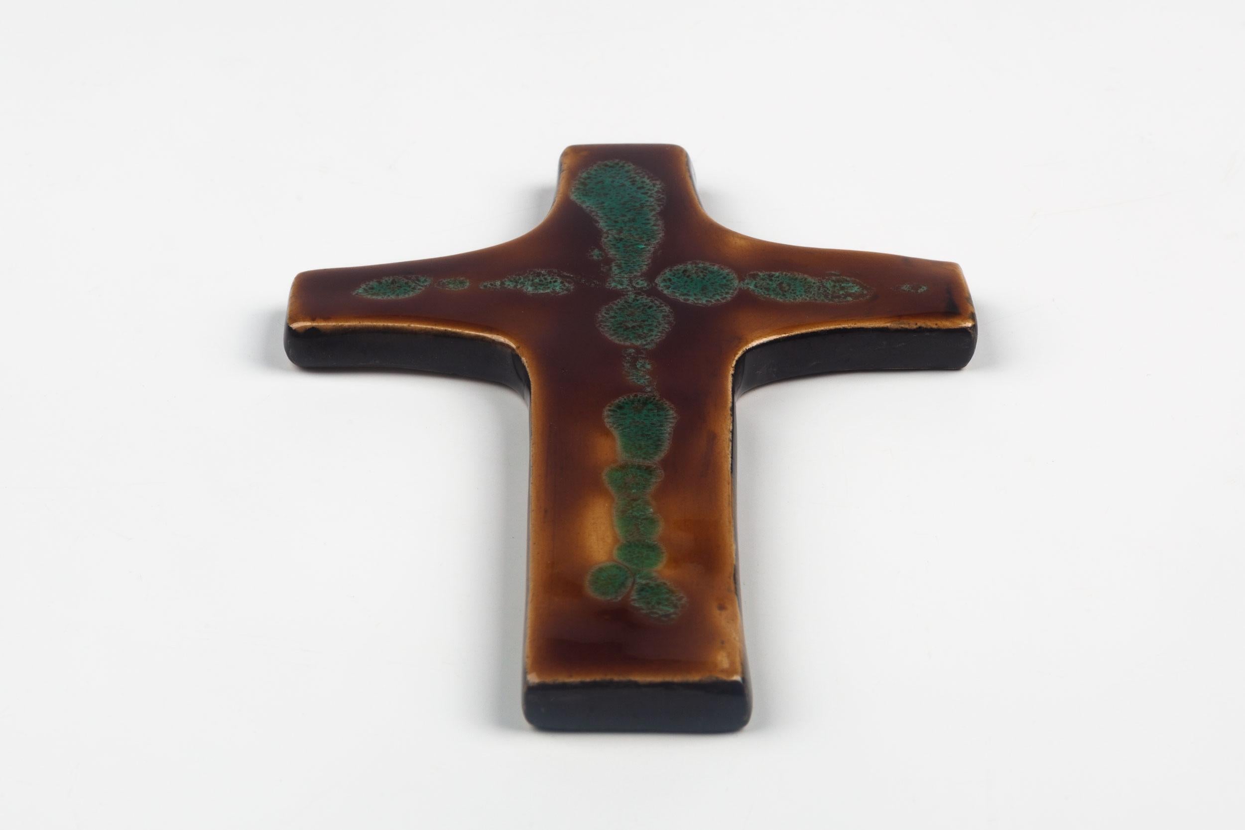 Mid-Century Modern Mid-Century European Wall Cross, Brown, Green, Glazed Ceramic, Handmade, 1970 For Sale