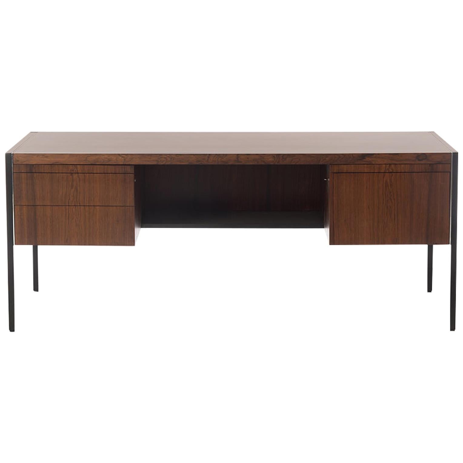 Midcentury Executive Desk in Rosewood by Richard Schultz for Knoll