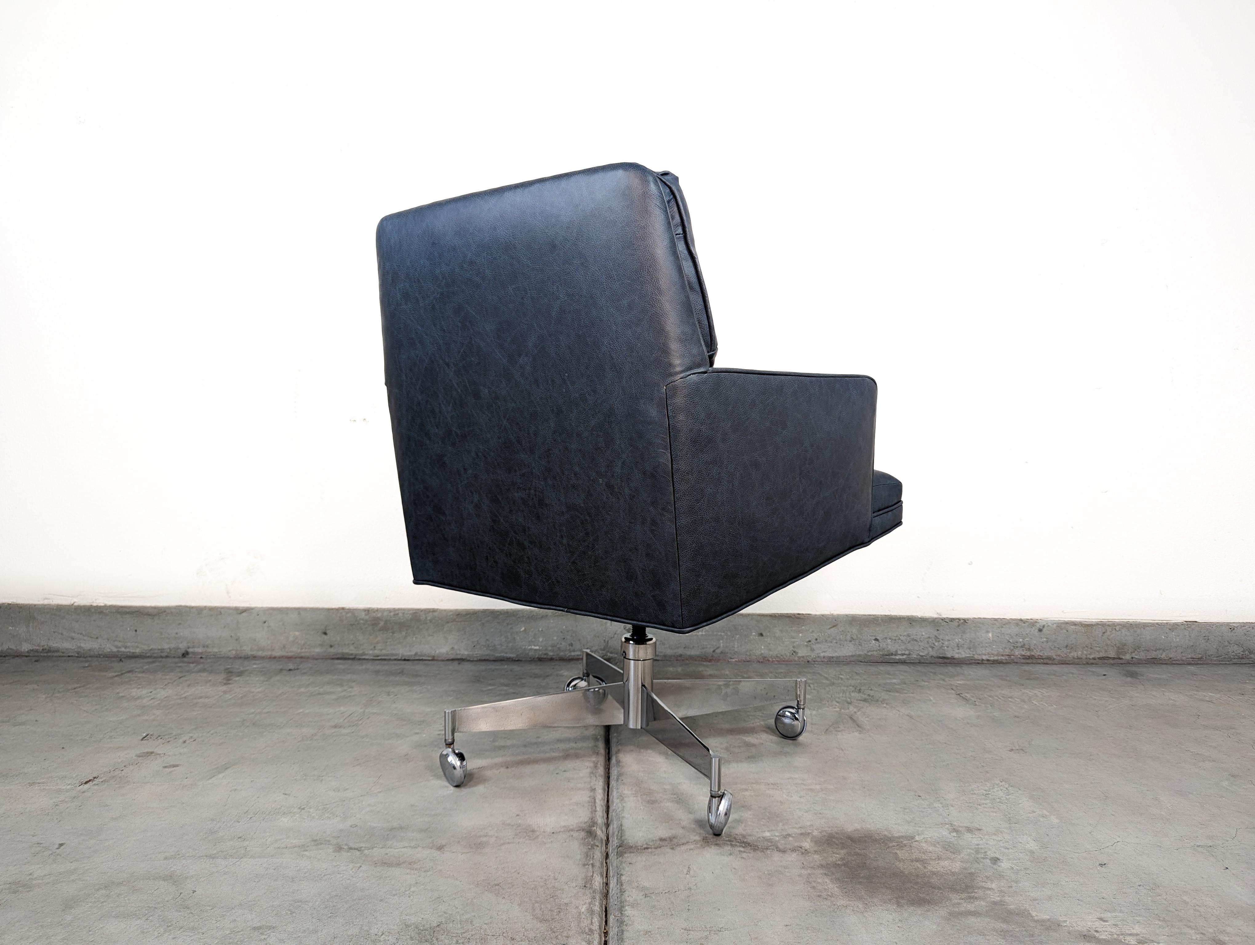 Mid Century Executive Swivel Office Chair by Edward Wormley for Dunbar, 1950s For Sale 2