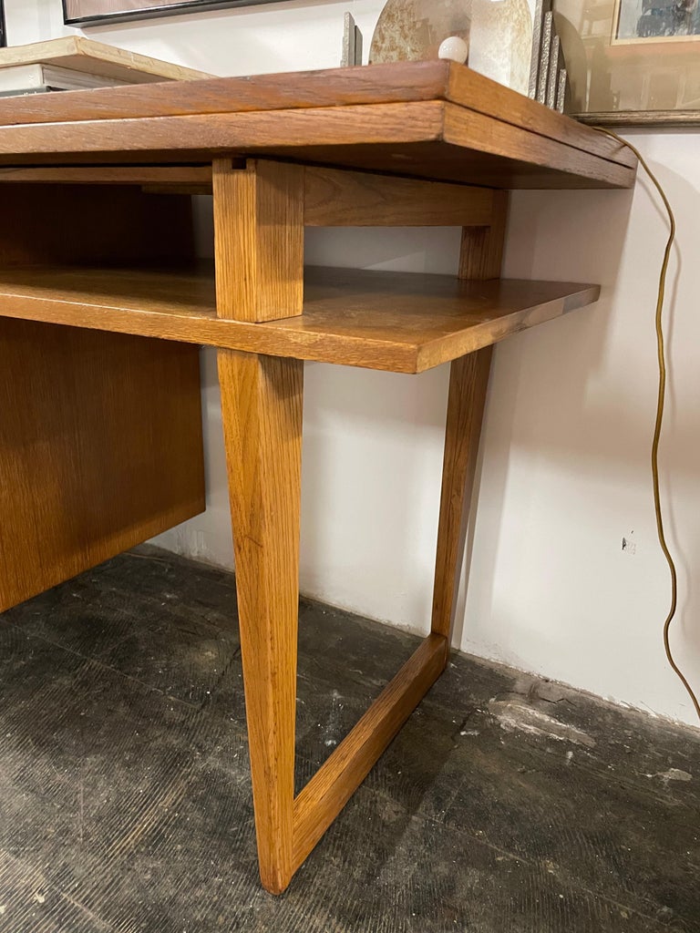 Mid Century Expandable Desk at 1stDibs | expandable desk table ...