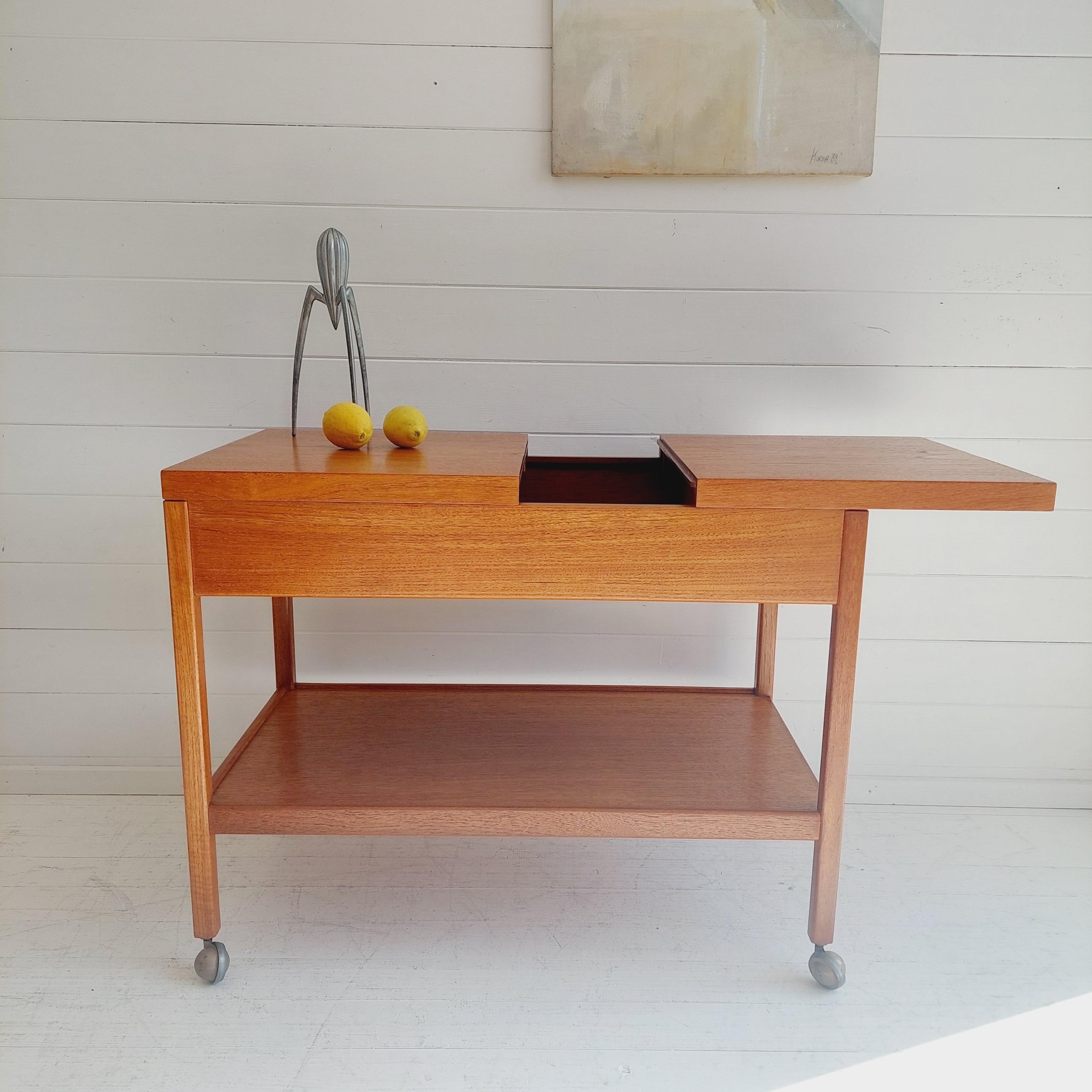 British Midcentury Expandable Teak Bar Cart Trolley Kurt Ostervig Danish Style 70s