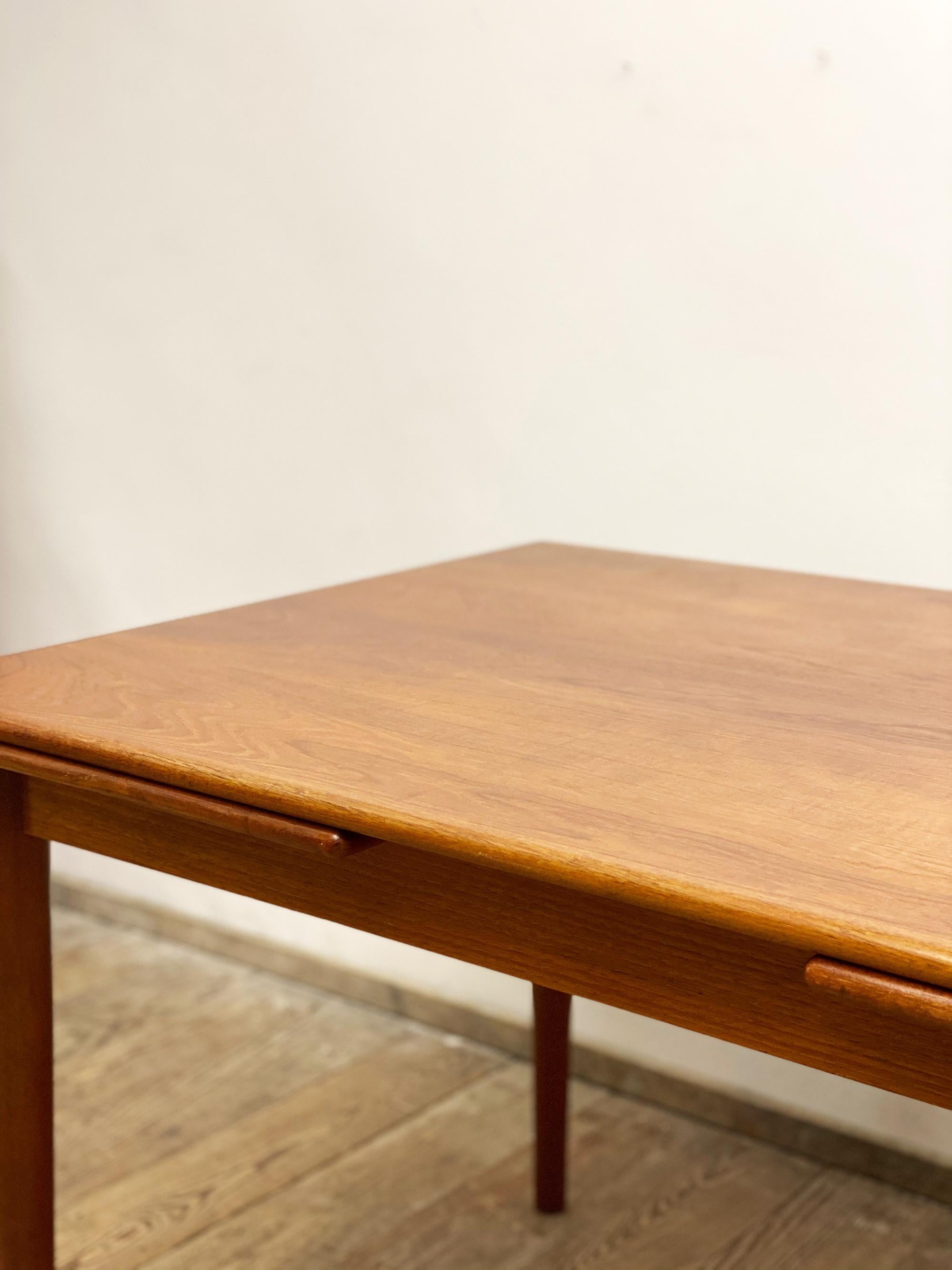 Mid-Century Expandable Teak Dining Table by Gudme Møbelfabrik, Denmark, 1950s 2