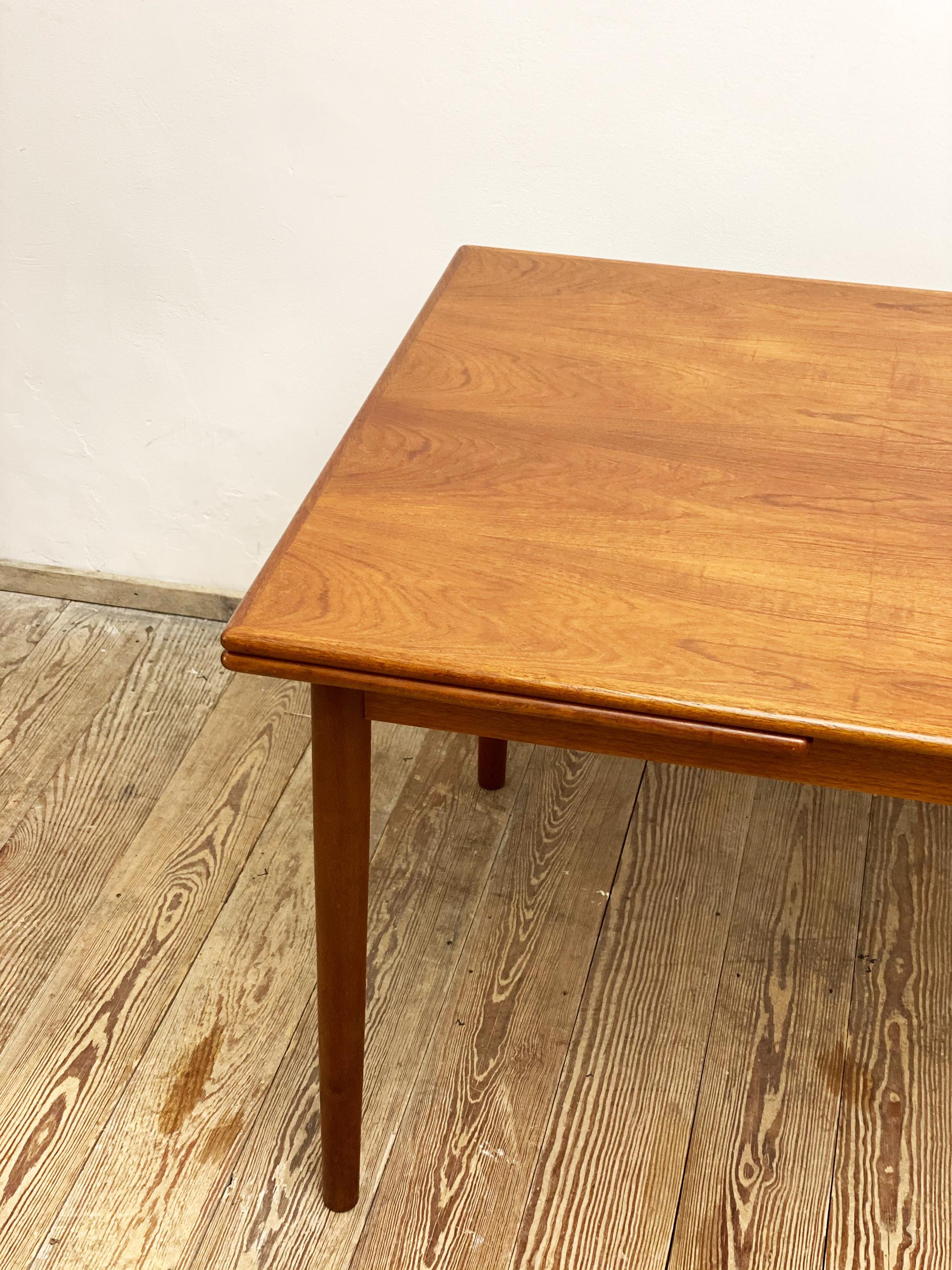 Mid-Century Expandable Teak Dining Table by Gudme Møbelfabrik, Denmark, 1950s 3