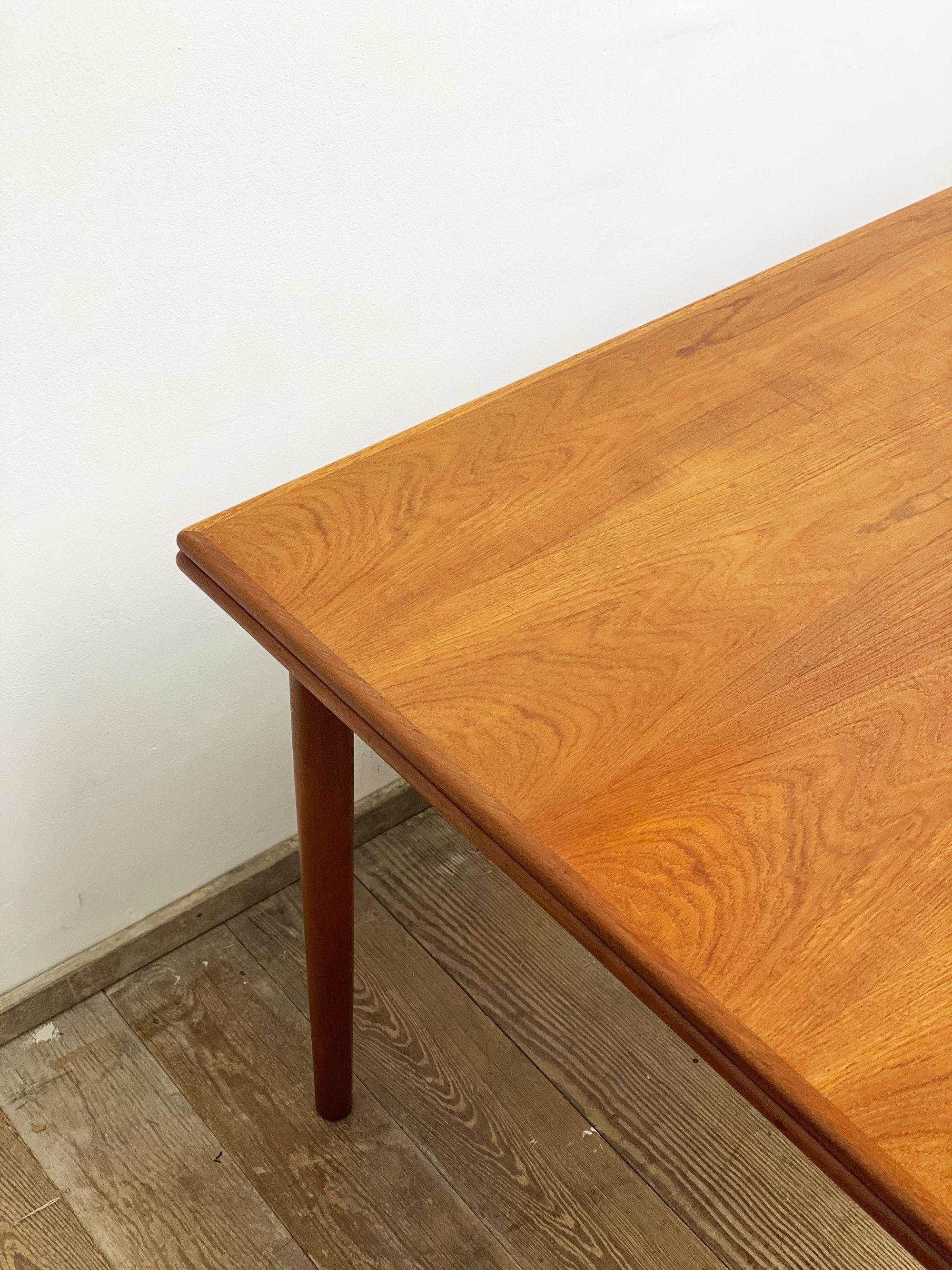 Mid-Century Expandable Teak Dining Table by Gudme Møbelfabrik, Denmark, 1950s 4