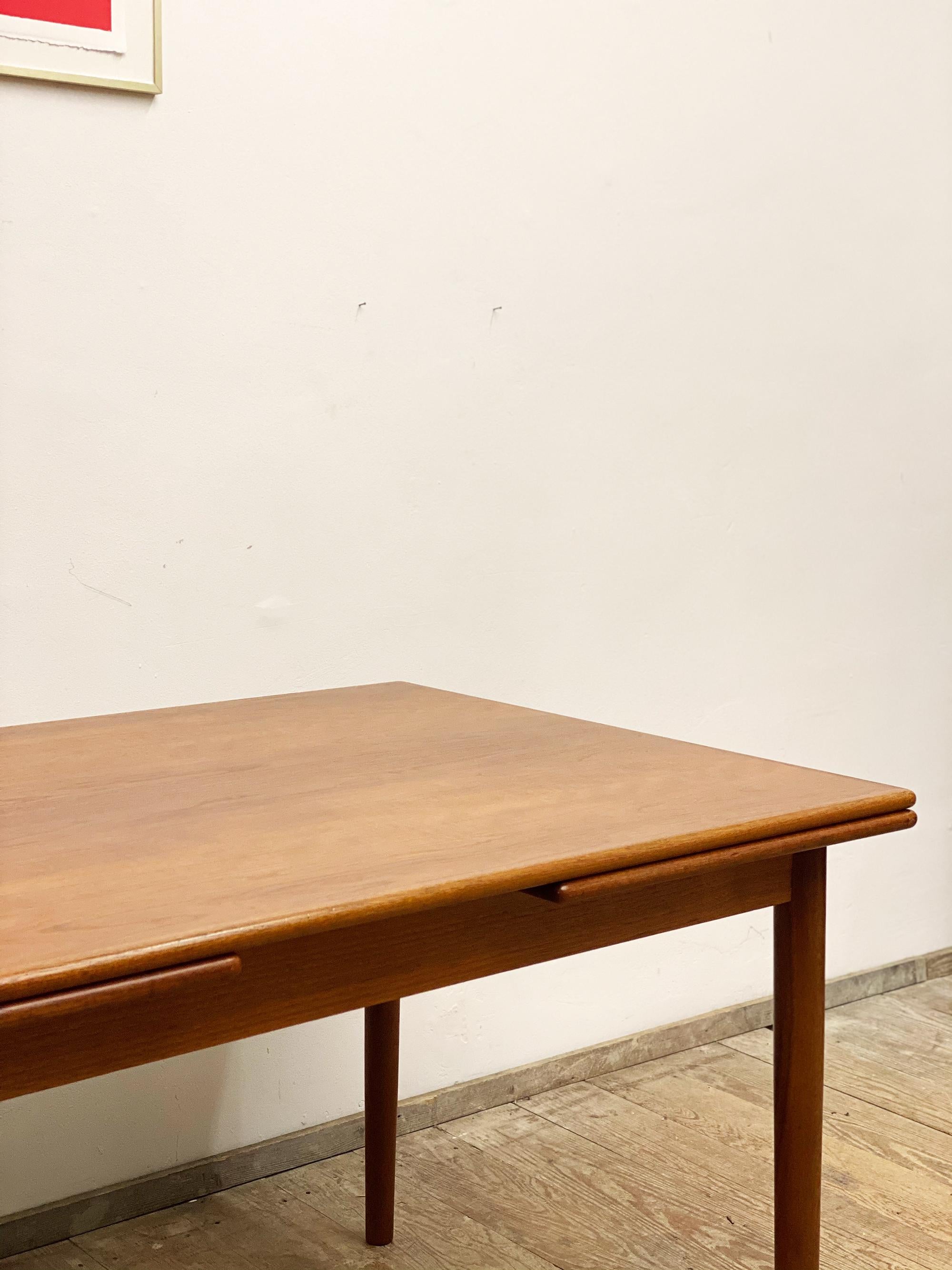 Mid-Century Expandable Teak Dining Table by Gudme Møbelfabrik, Denmark, 1950s 6
