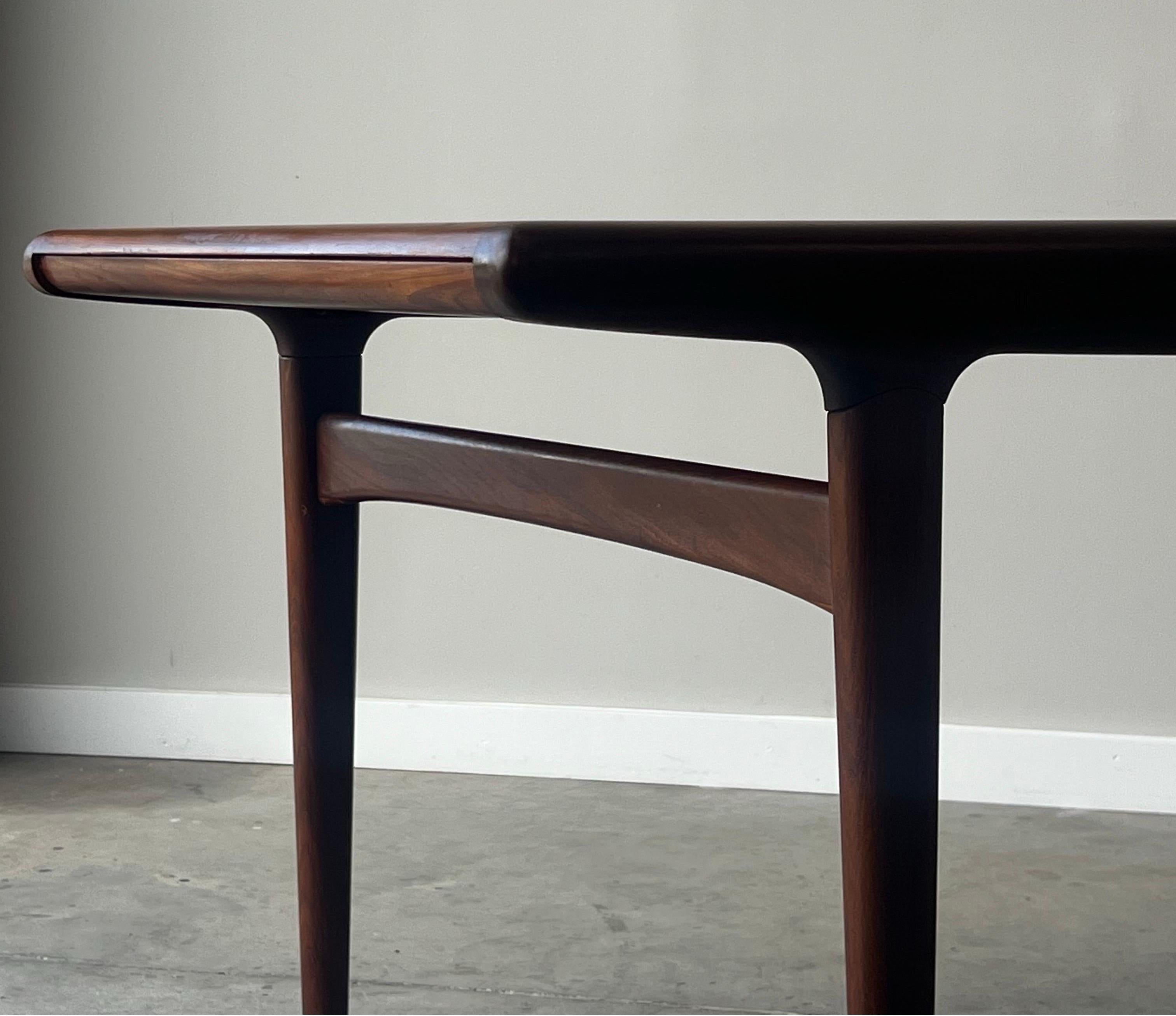 Mid-Century Expanding Dining Table by Johannes Andersen 6