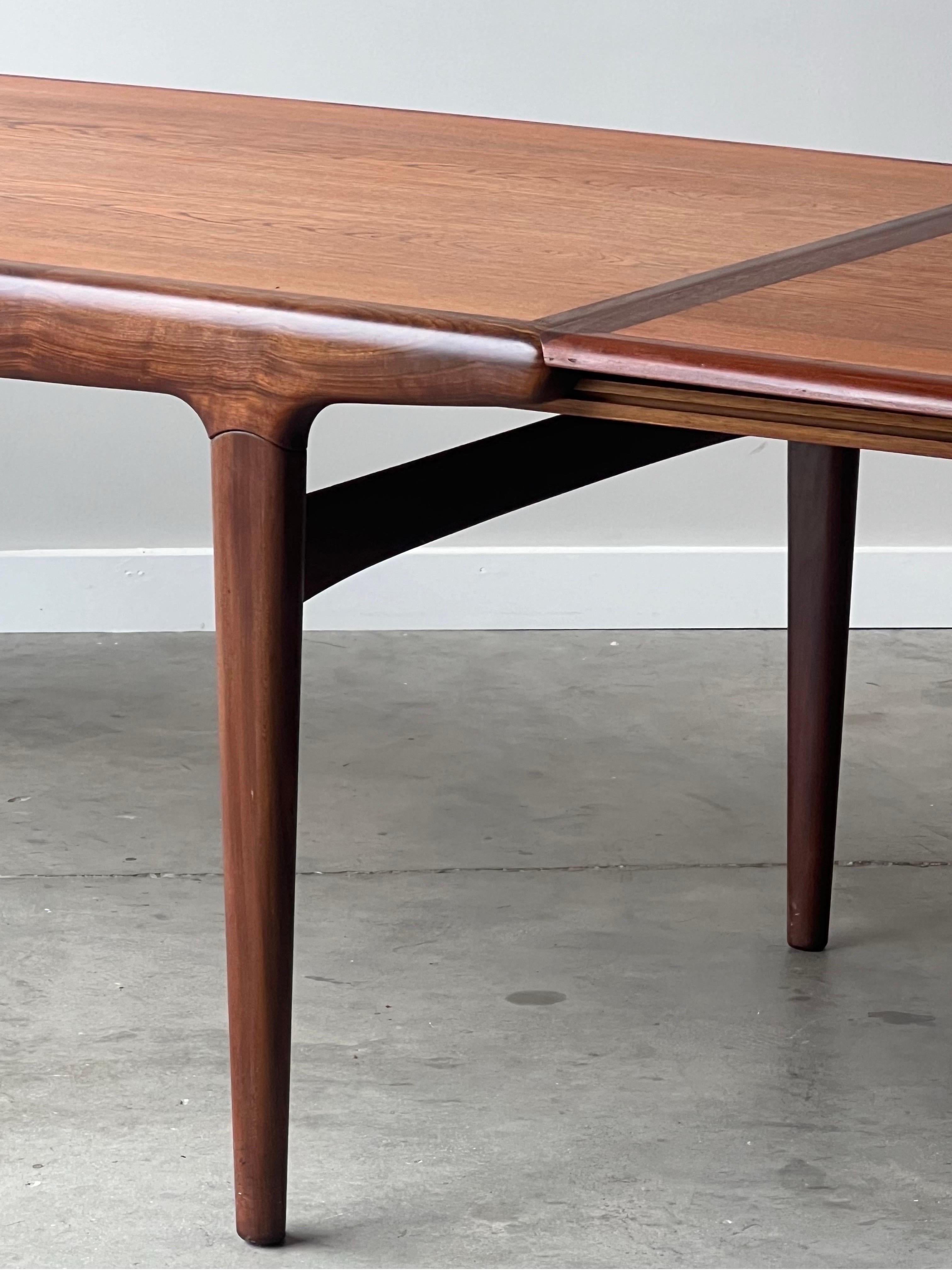 Mid-Century Expanding Dining Table by Johannes Andersen 8