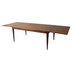 Mid-Century Expanding Dining Table Model #254 by Niels O. Møller