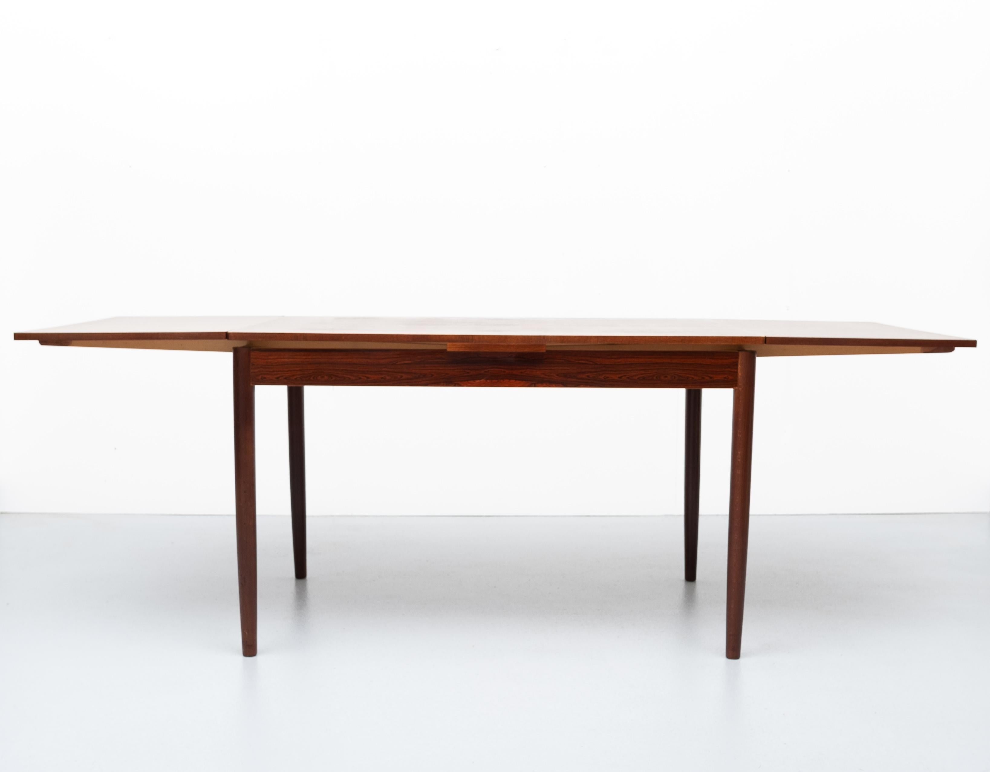 Dutch Mid Century Expendable wooden Dining Table, 1960s For Sale