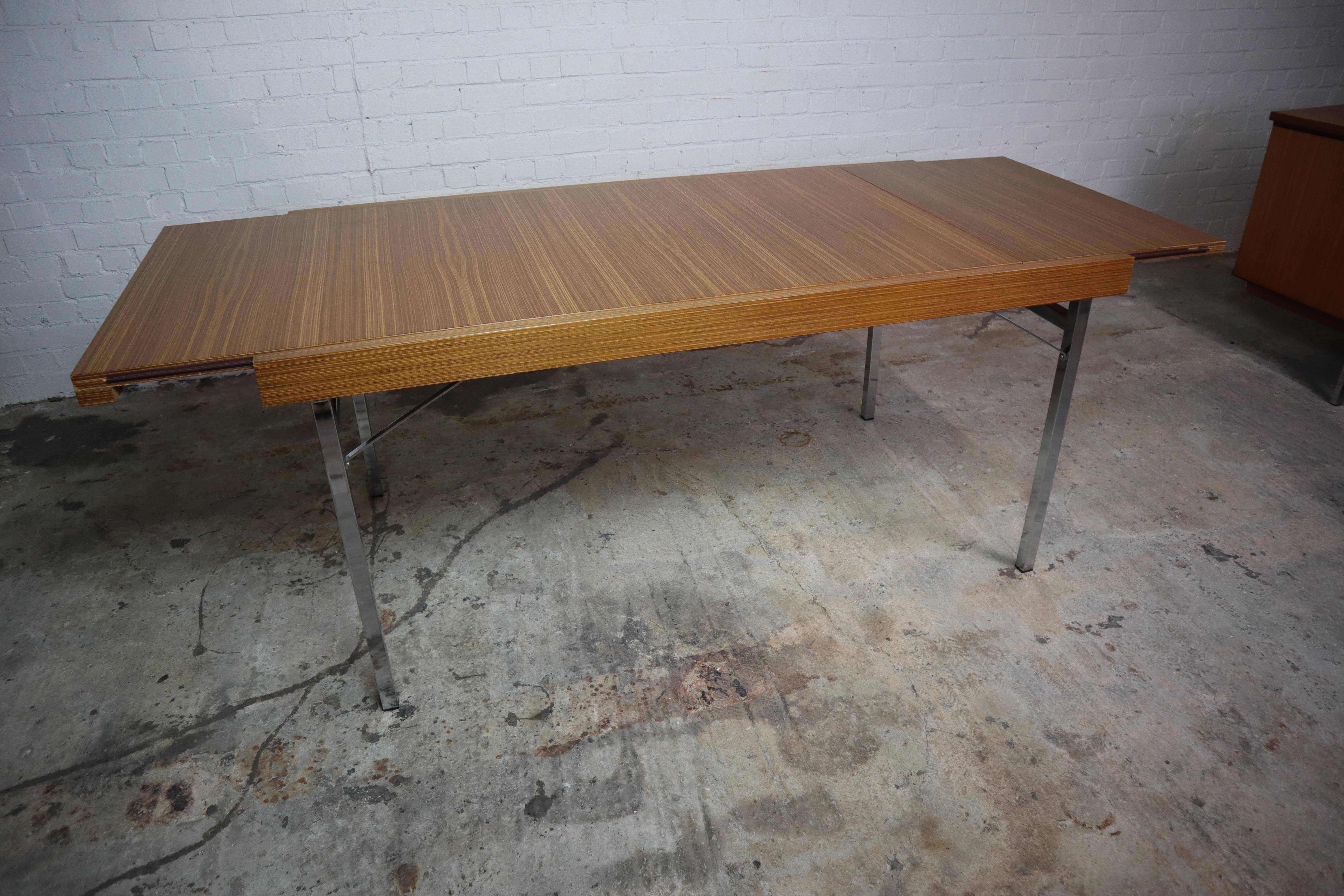 Midcentury Extendable Dining Table, attributed to Pieter De Bruyne for V-form 5