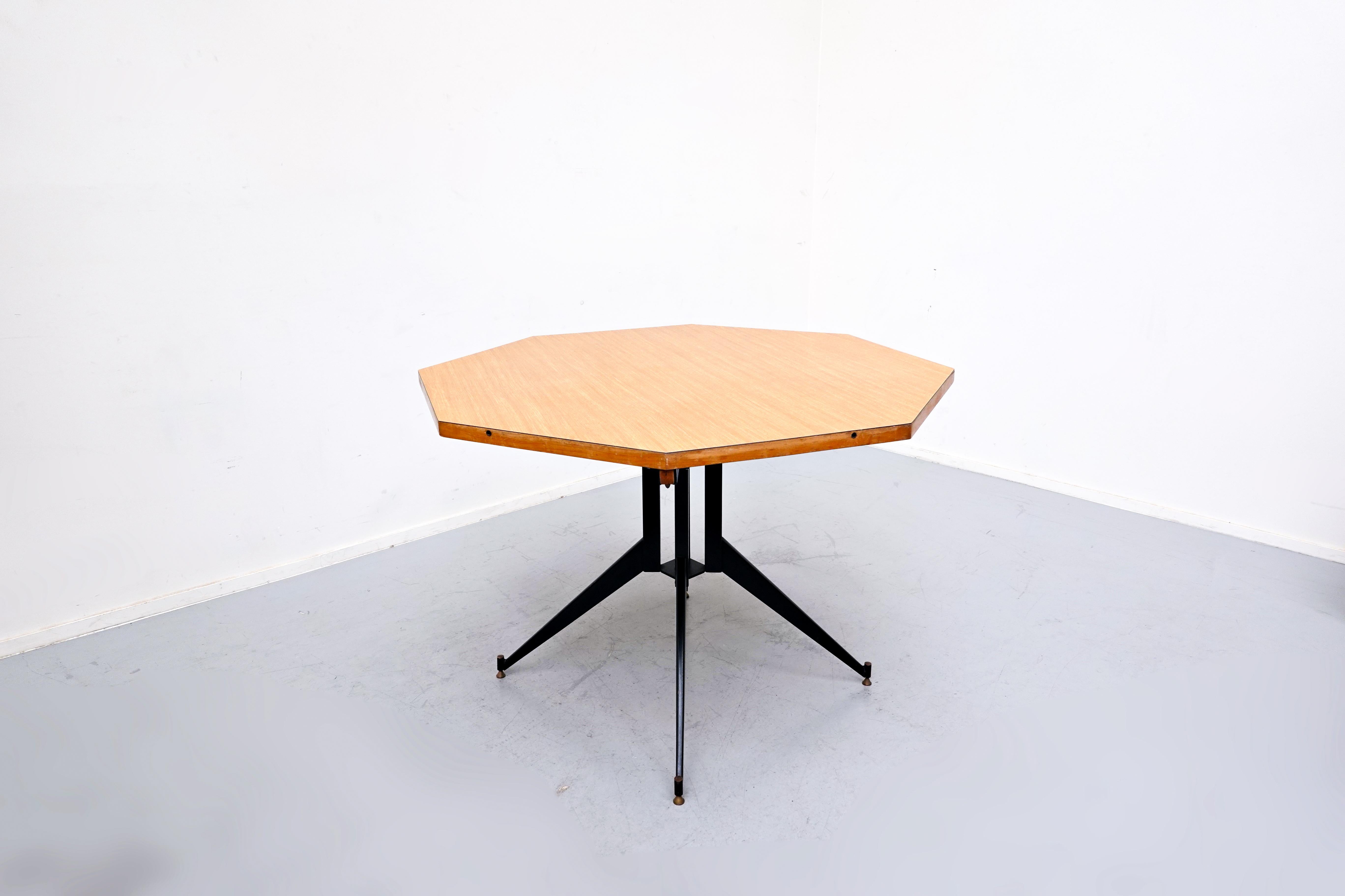 Mid-Century Extendable Dining Table by Carlo Ratti, 1960s 7