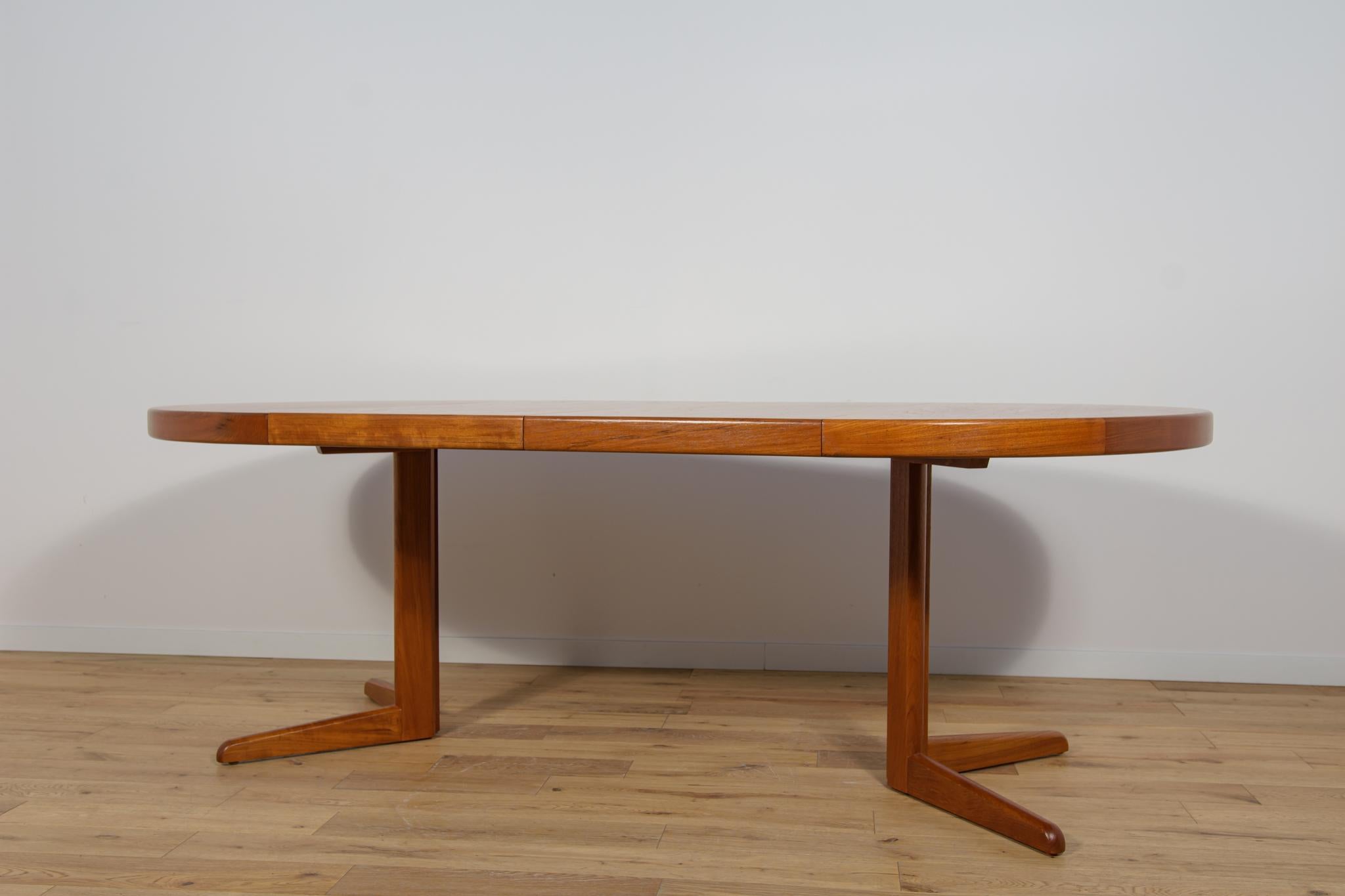 Mid Century Extendable Dining Table by Henry Walter Klein for Bramin, Denmark. 3