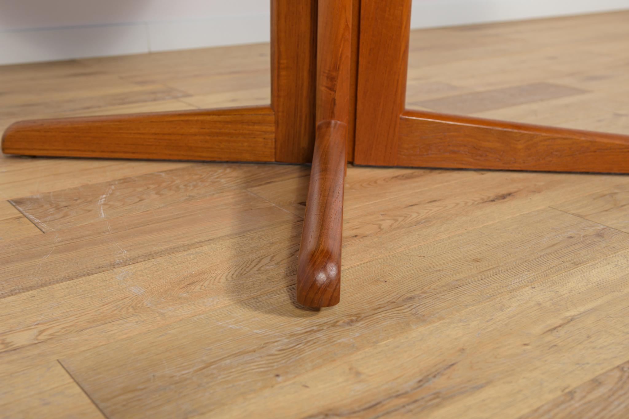 Mid Century Extendable Dining Table by Henry Walter Klein for Bramin, Denmark. 8