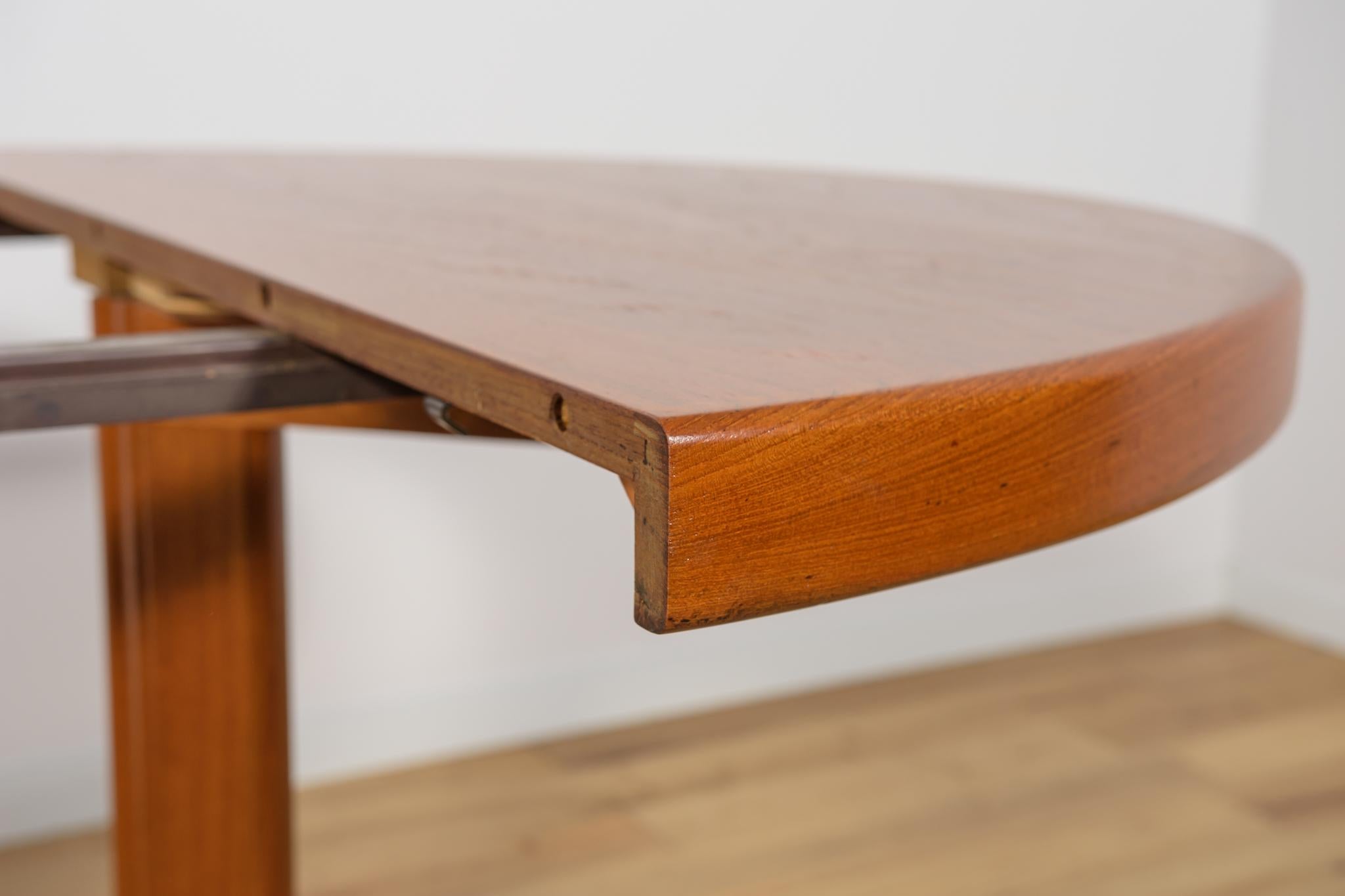 Mid Century Extendable Dining Table by Henry Walter Klein for Bramin, Denmark. 10