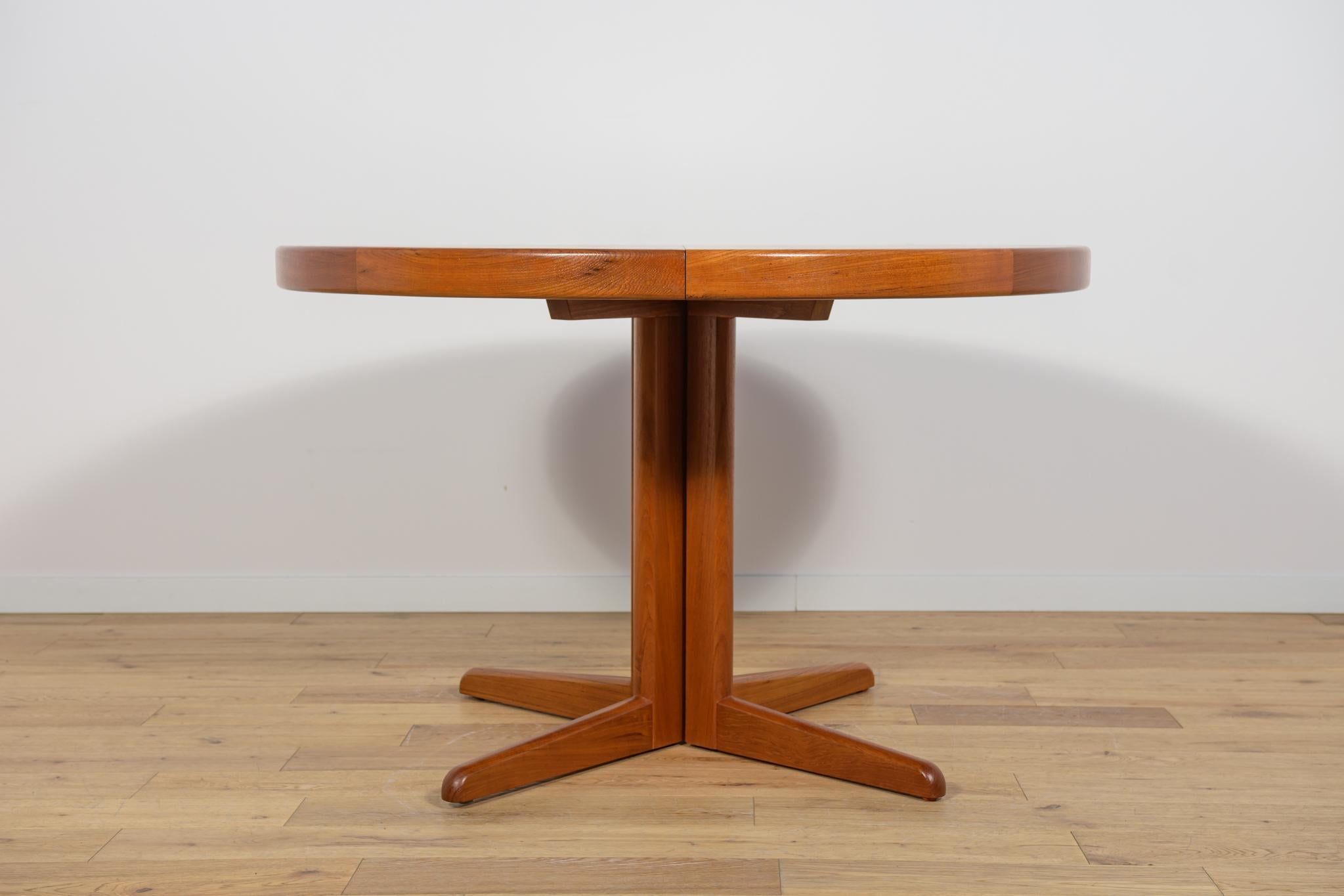 Mid-Century Modern Mid Century Extendable Dining Table by Henry Walter Klein for Bramin, Denmark.