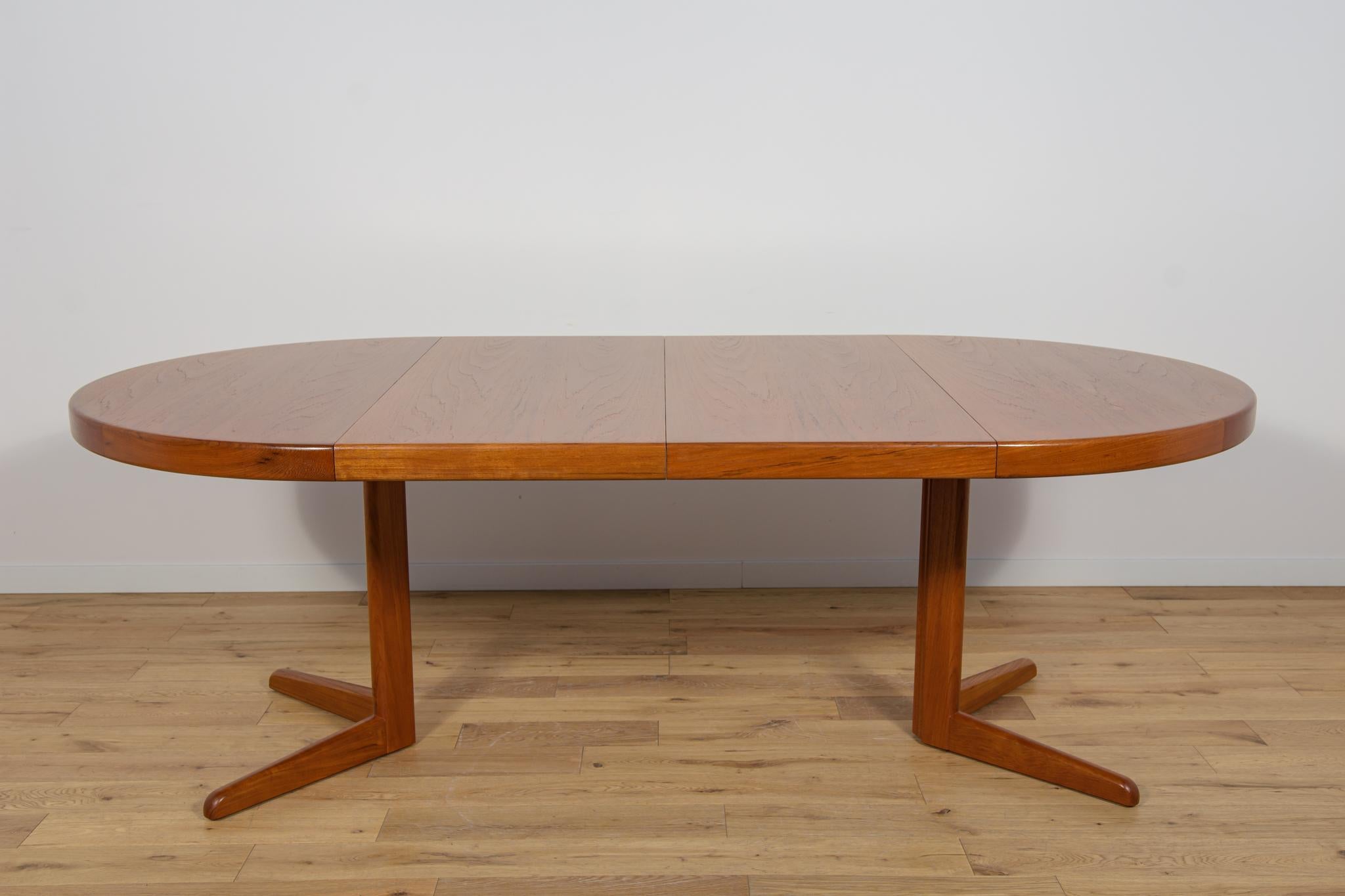 Teak Mid Century Extendable Dining Table by Henry Walter Klein for Bramin, Denmark.