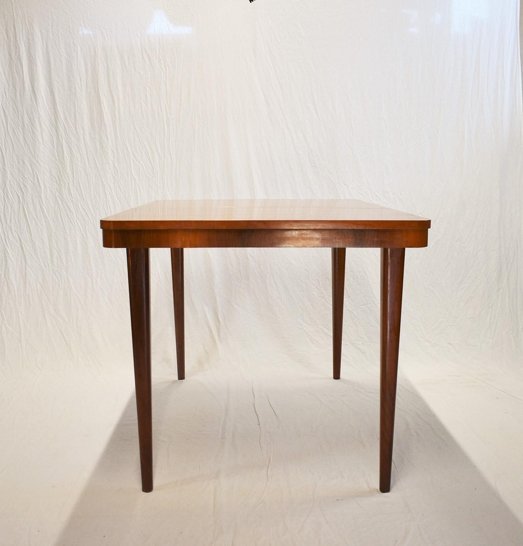 Mid-Century Extendable Dining Table Designed by Jindřich Halabala for UP Závody 10