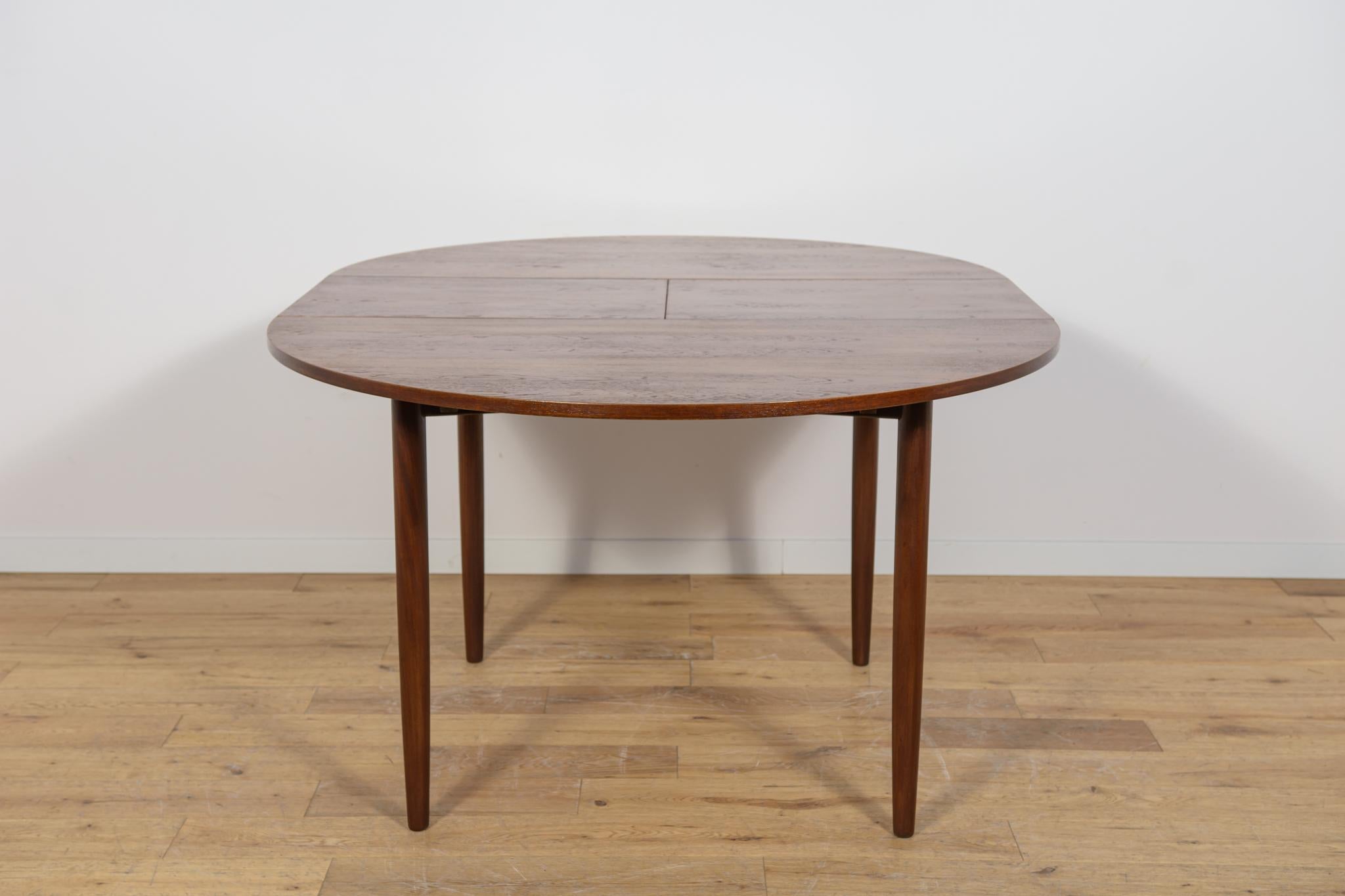 Mid-Century Extendable Dining Table in Teak from G-Plan, United Knigdom, 1960s For Sale 3