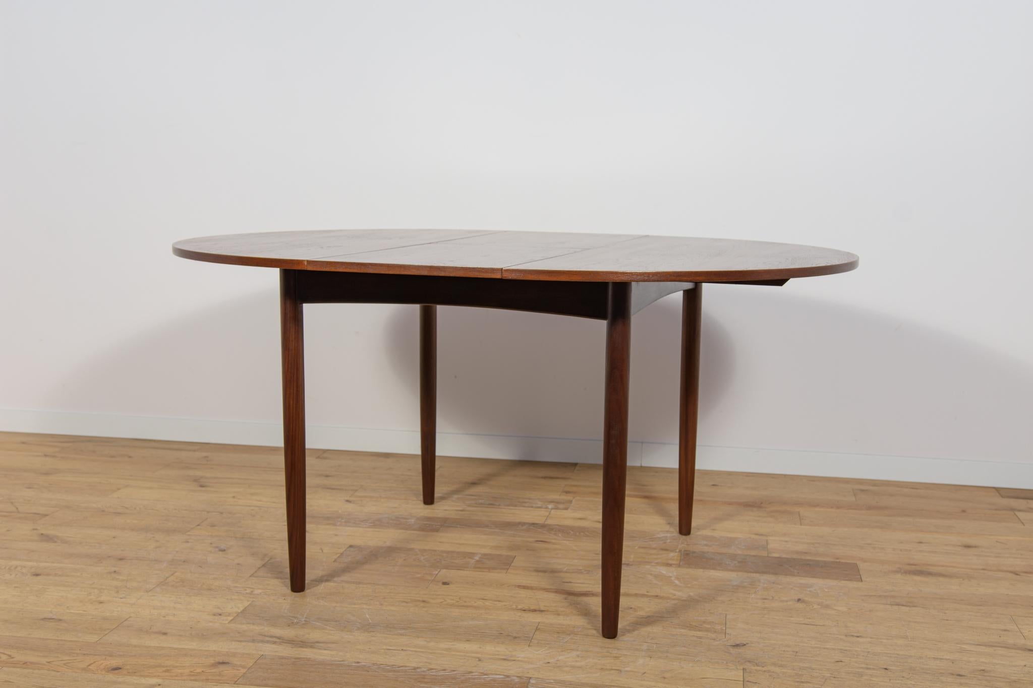 Mid-Century Extendable Dining Table in Teak from G-Plan, United Knigdom, 1960s For Sale 2