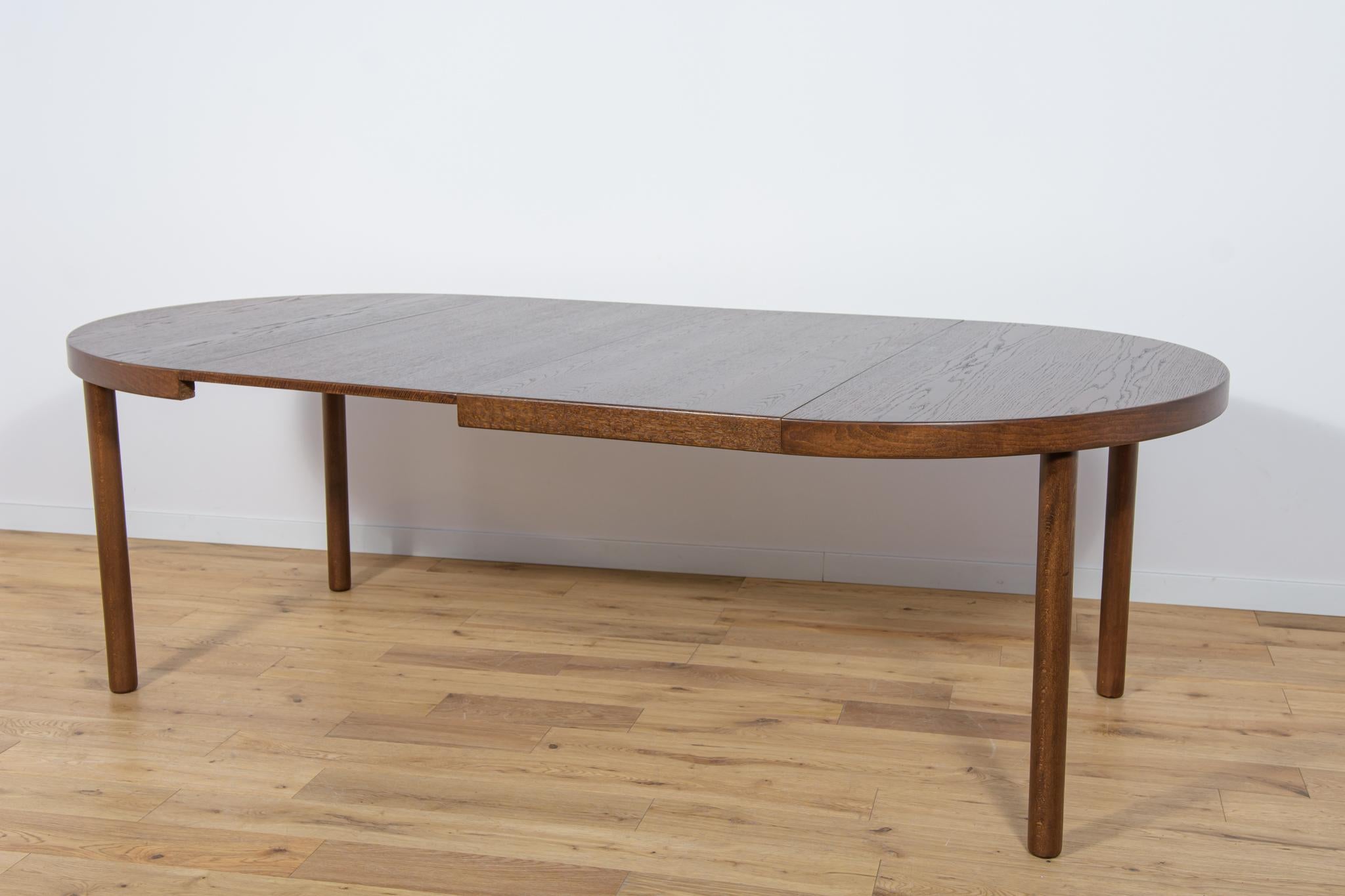 Mid-Century Extendable Oak Dining Table by Kai Kristiansen . For Sale 3