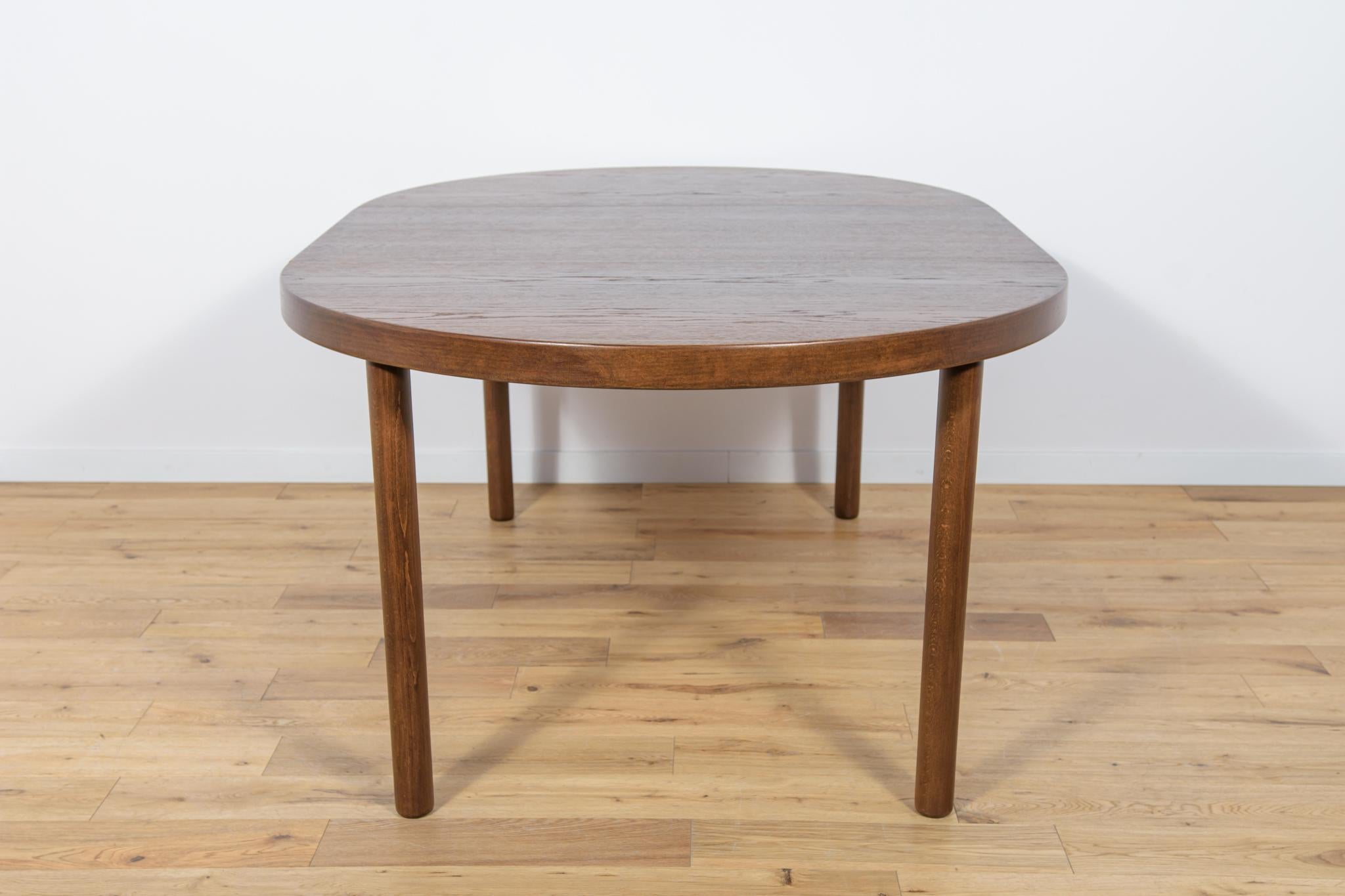 Mid-Century Extendable Oak Dining Table by Kai Kristiansen . For Sale 5