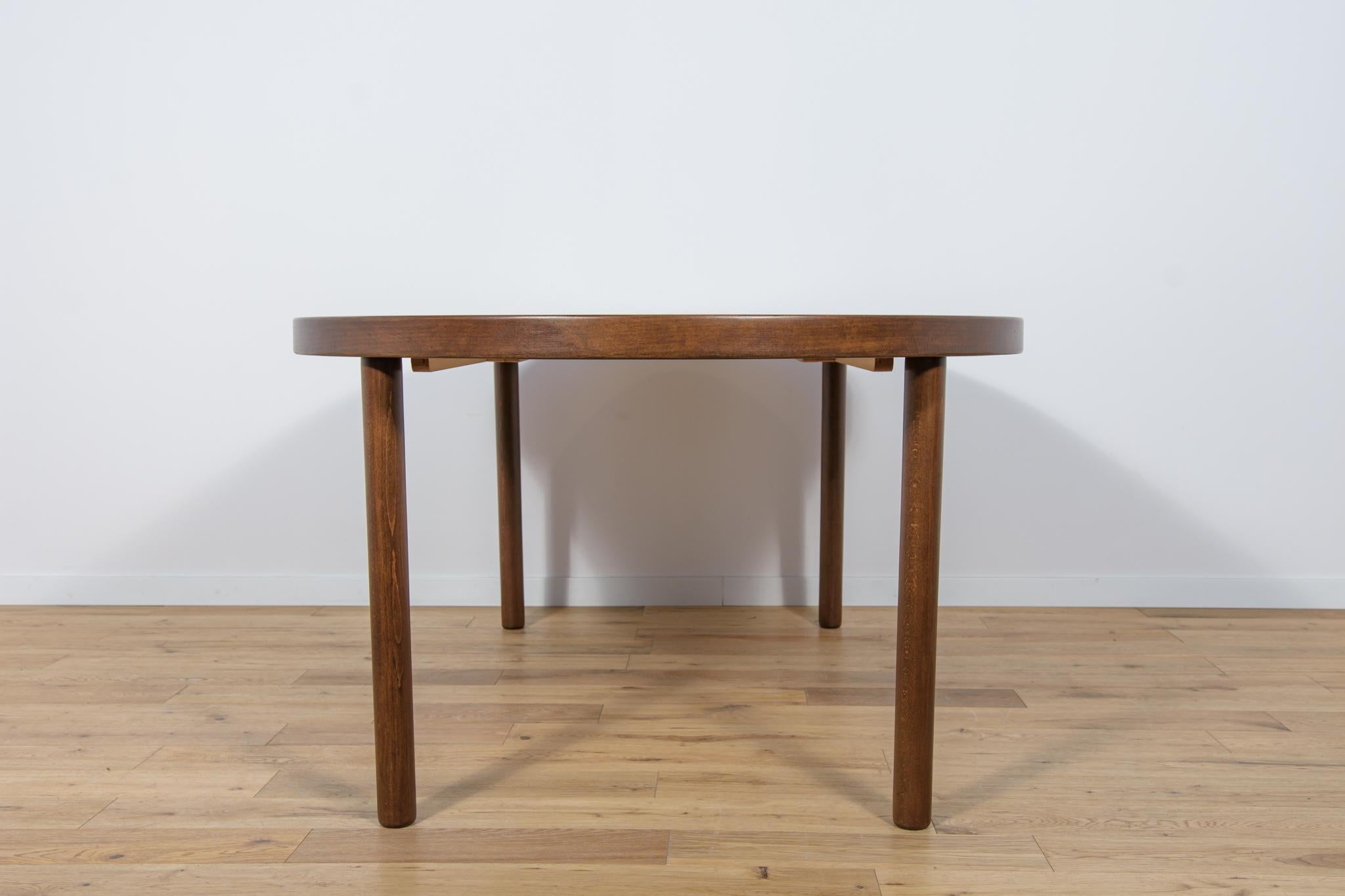 Mid-Century Extendable Oak Dining Table by Kai Kristiansen . For Sale 6
