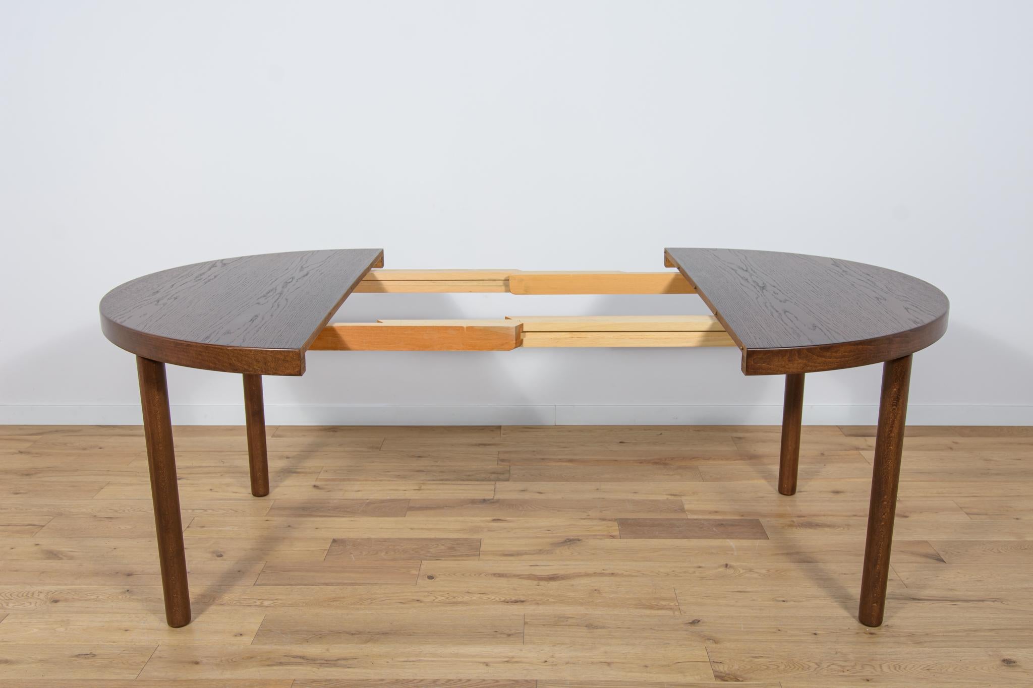 Woodwork Mid-Century Extendable Oak Dining Table by Kai Kristiansen . For Sale
