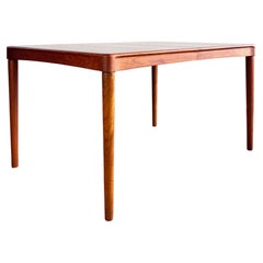 Table de salle à manger à rallonge du milieu du siècle dernier, design danois par H.W. Klein pour Bramin