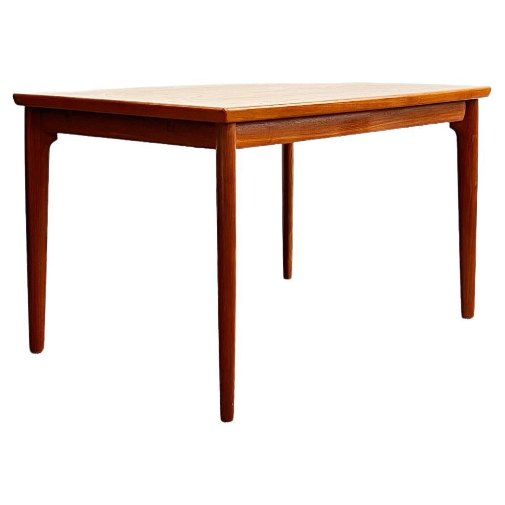 Mid-Century Extendable Teak Dining Table, Grete Jalk, Glostrup, Denmark, 1950s For Sale