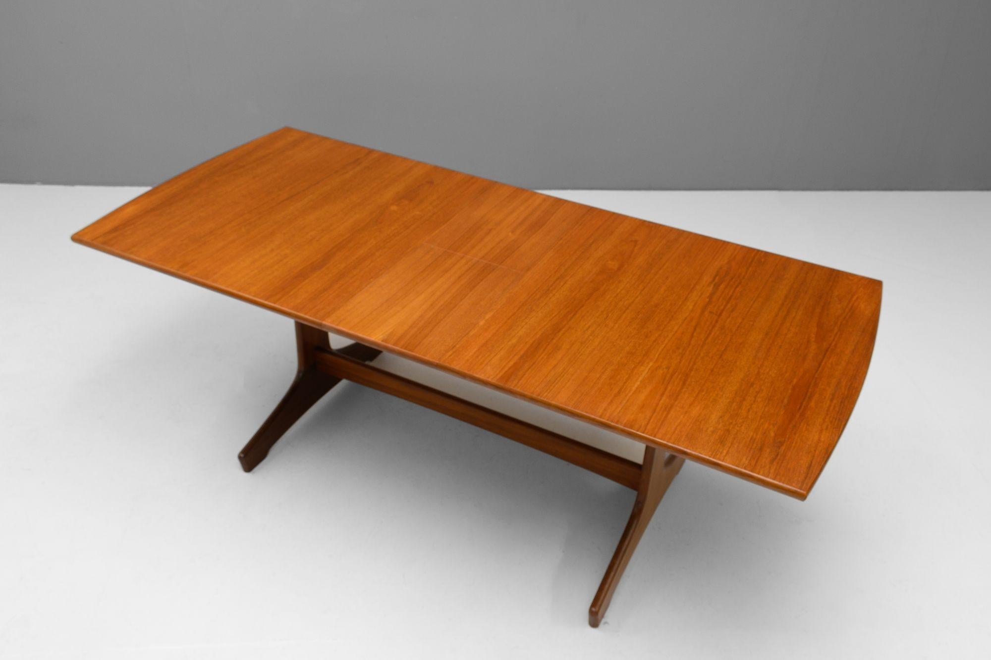 Mid-20th Century Mid-Century Extending Table by Vanson For Sale