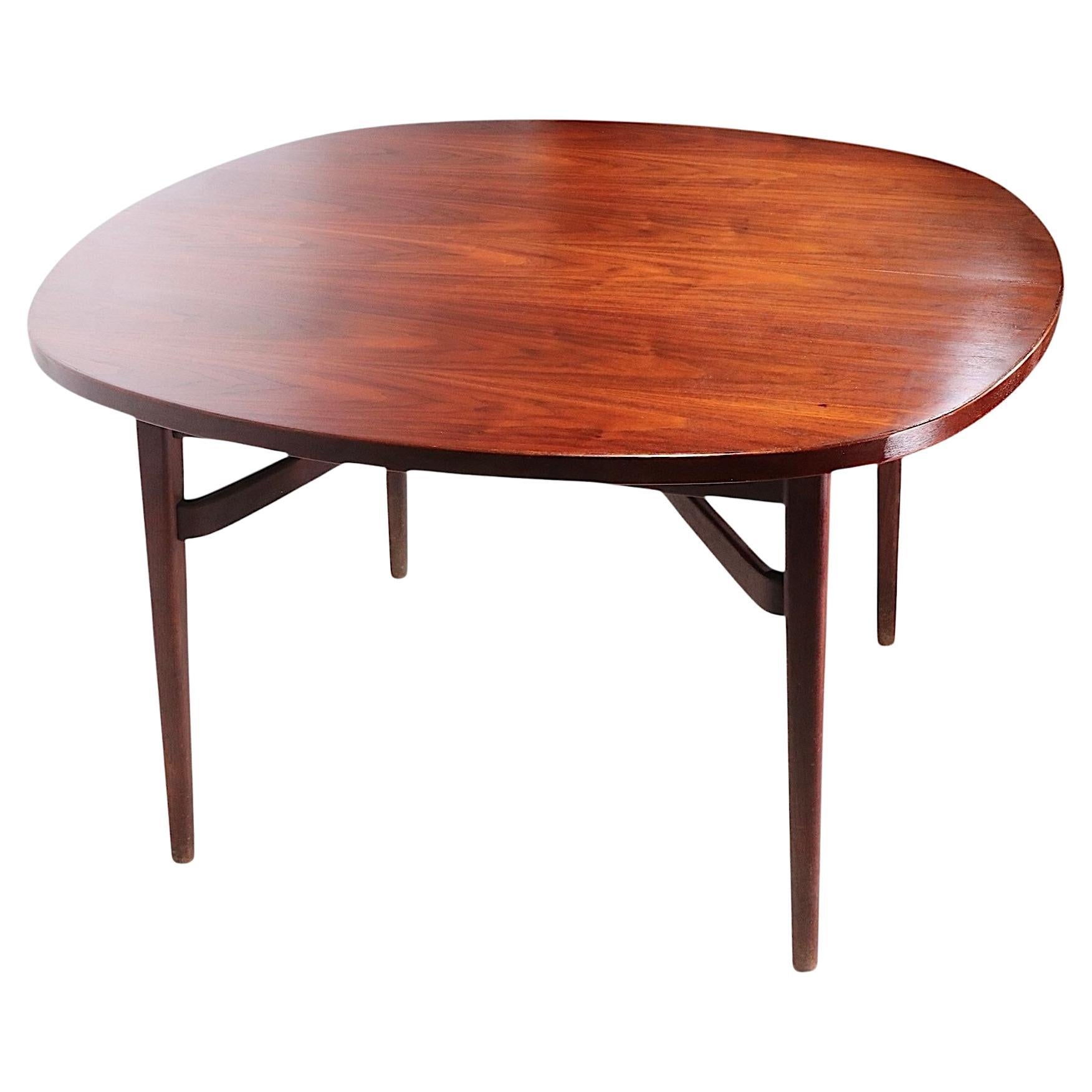 Mid Century Extension Dining Table by Jens Risom