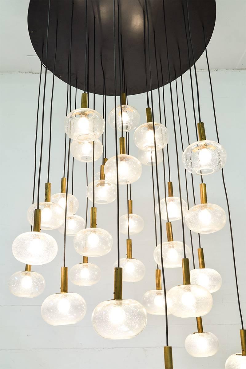 Mid-20th Century Mid-Century Extra Large Italian Brass and Bubble Glass Chandelier, 1960s For Sale