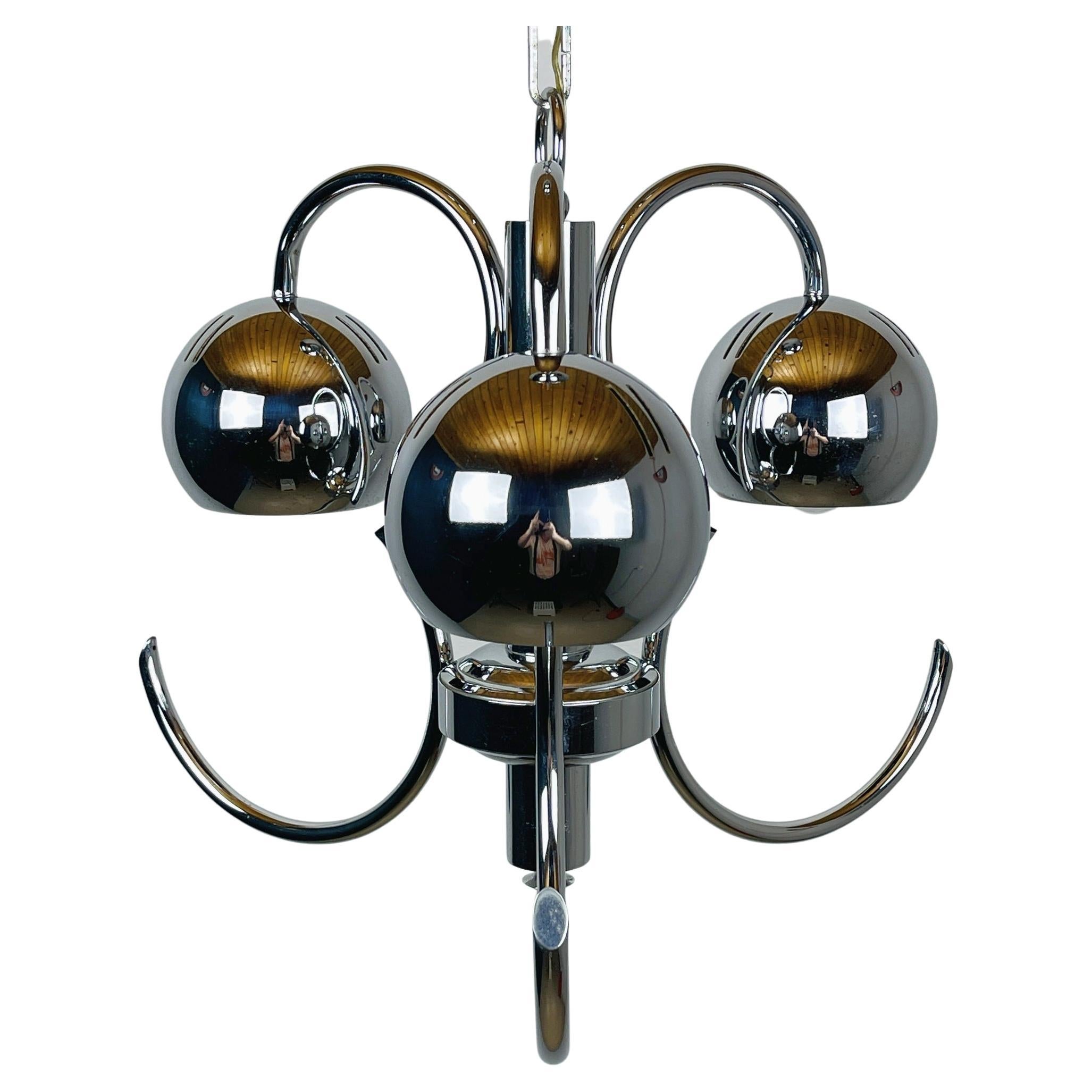 Lampe à suspension oeil de boule en argent du milieu du siècle, Italie, 1970 en vente